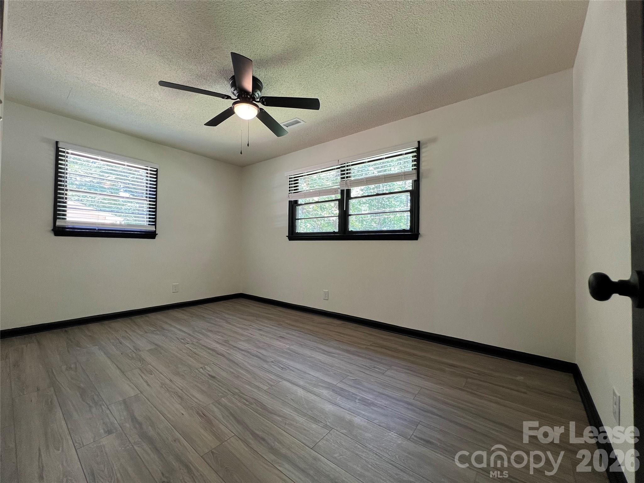 1214 Northwoods Drive Property Photo 7