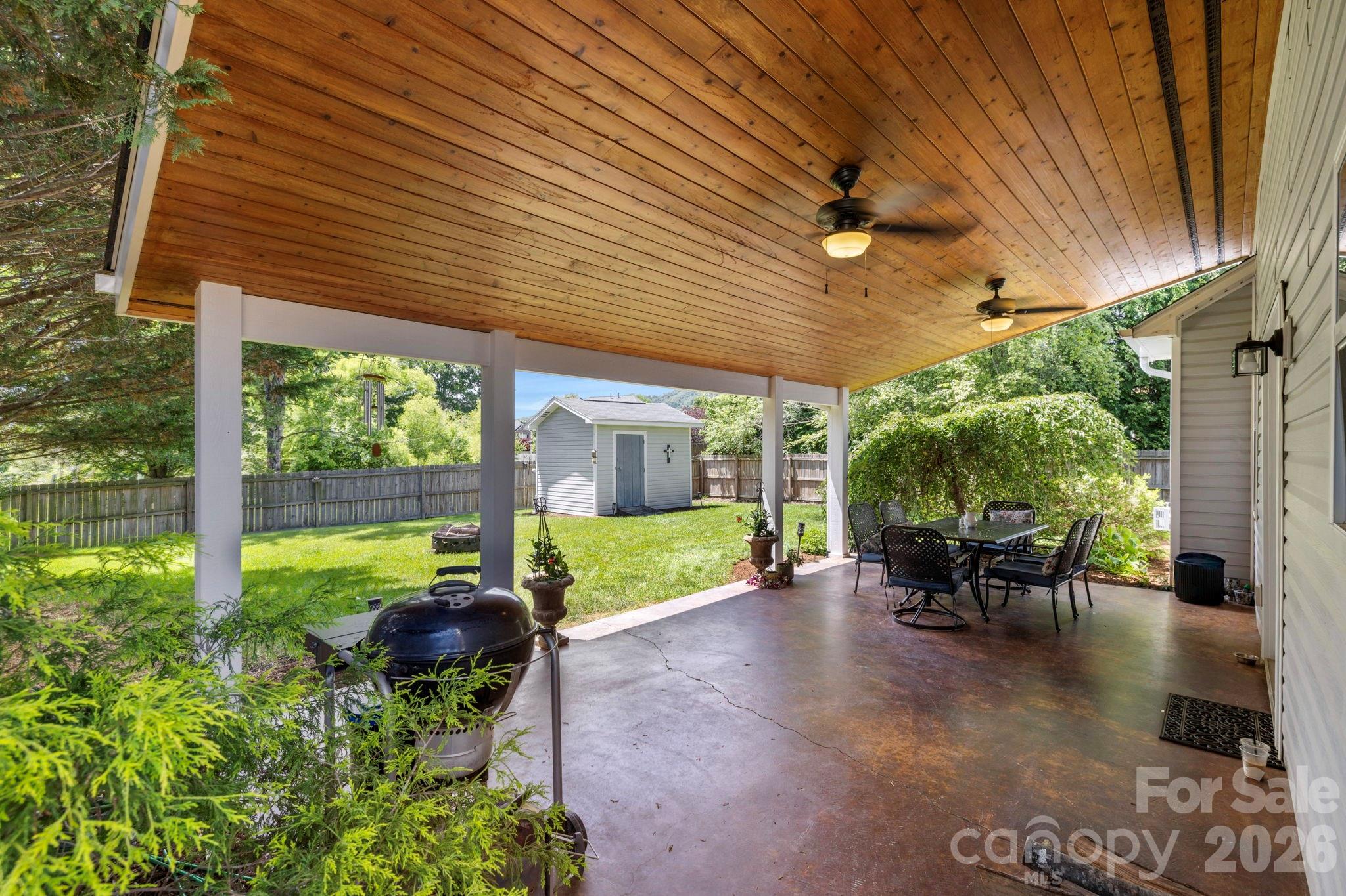 266 Wildbriar Road Property Photo 3