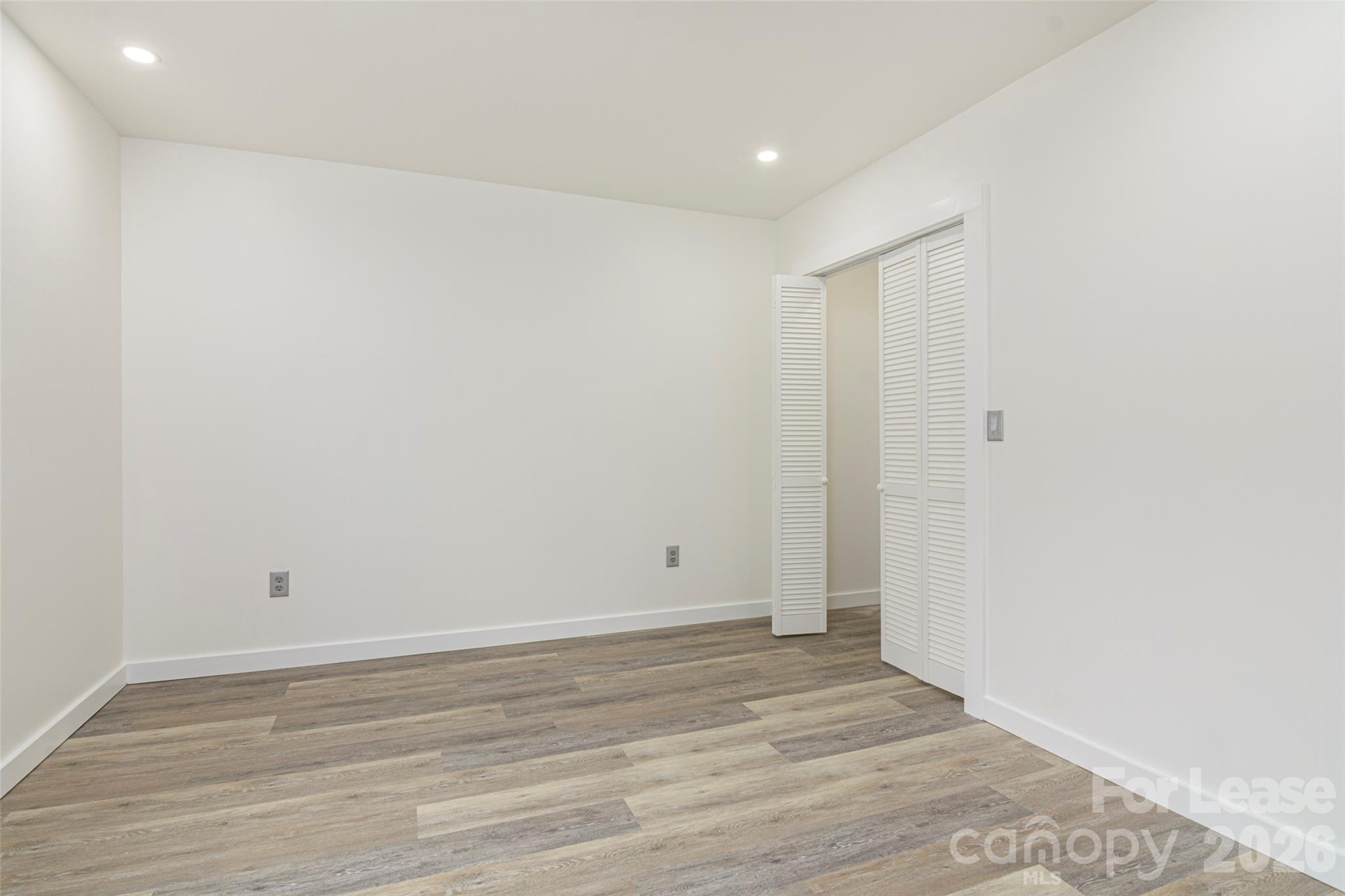 286 Berkeley Road Property Photo 10