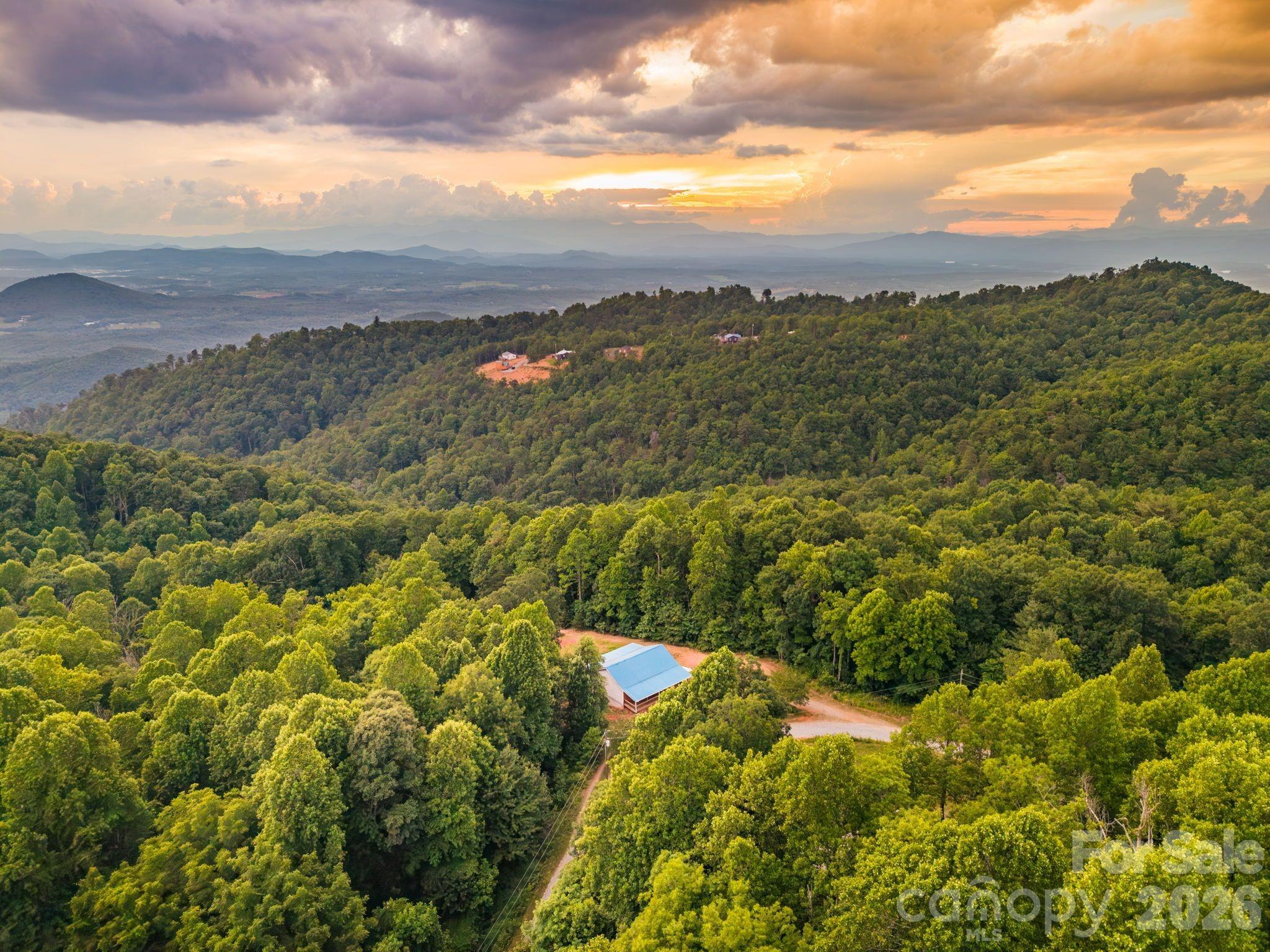 3020 Silver Creek Mountain Road Property Photo 2