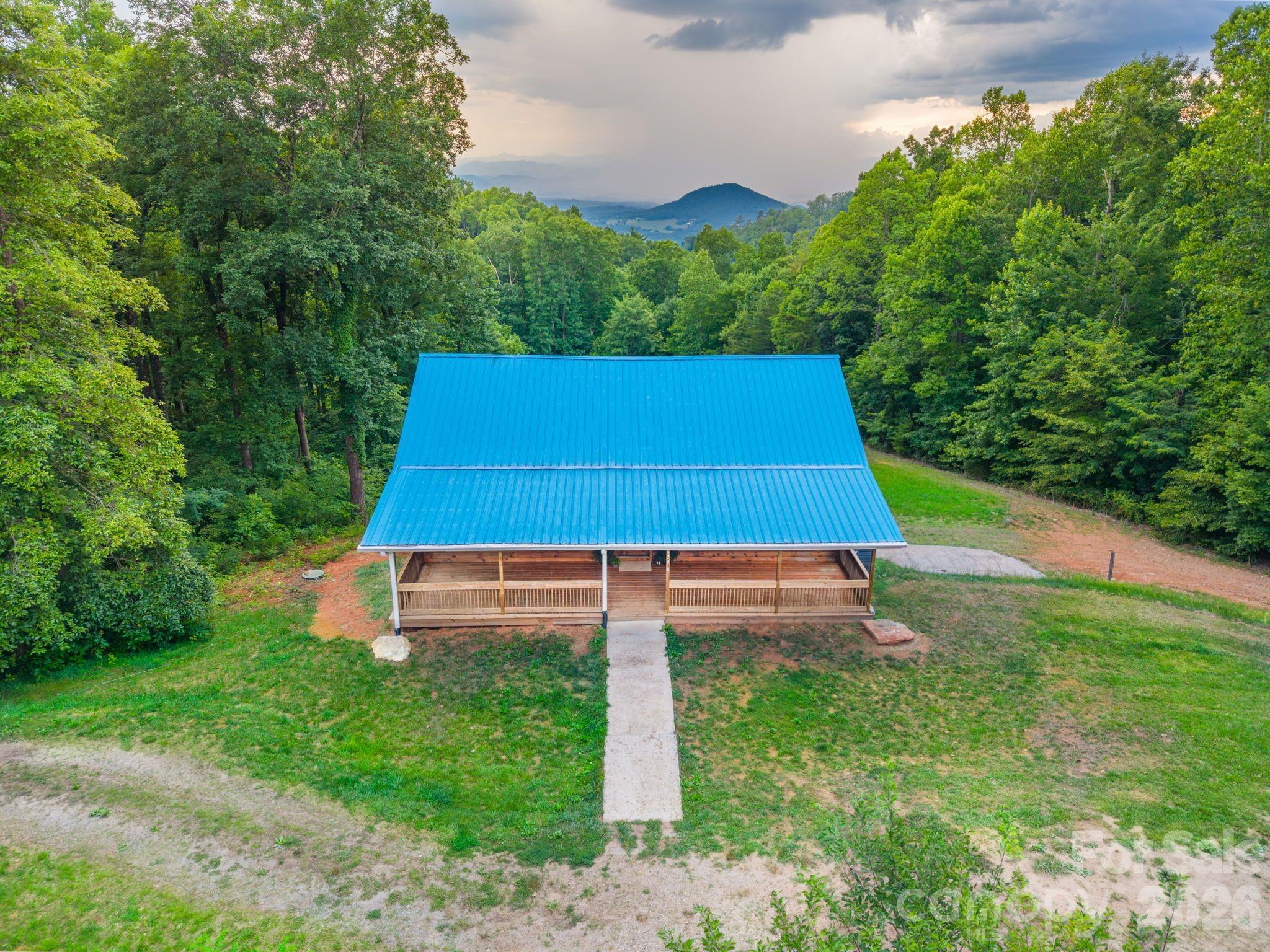 3020 Silver Creek Mountain Road Property Photo 3