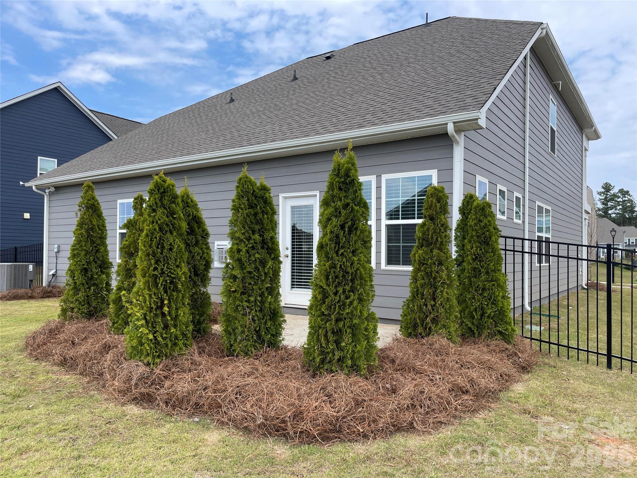 119 Port Bow Drive Property Photo 3