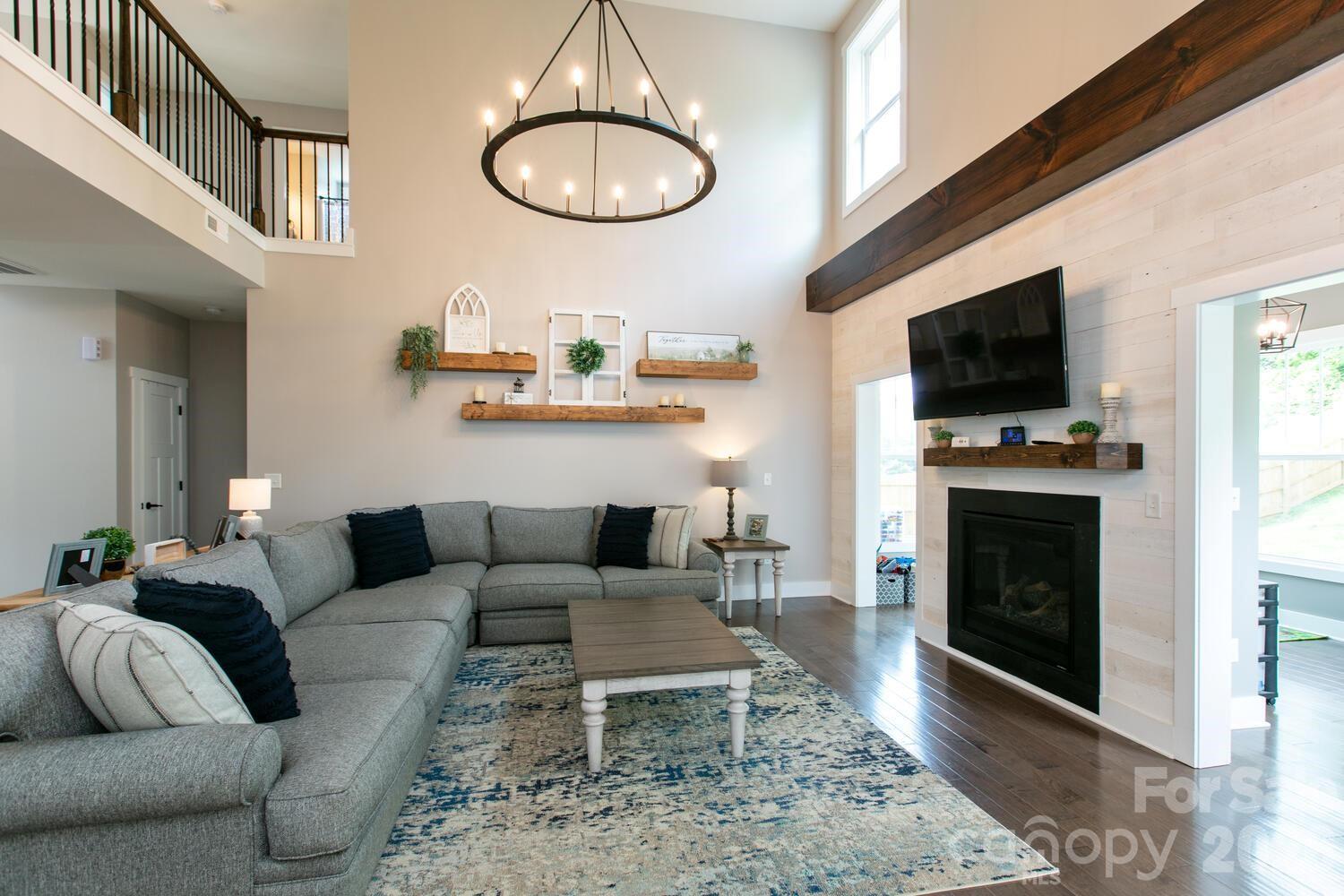 16 Henbit Way Property Photo 8