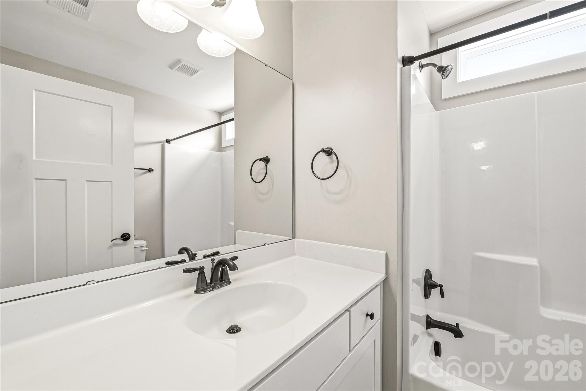16 Henbit Way Property Photo 38