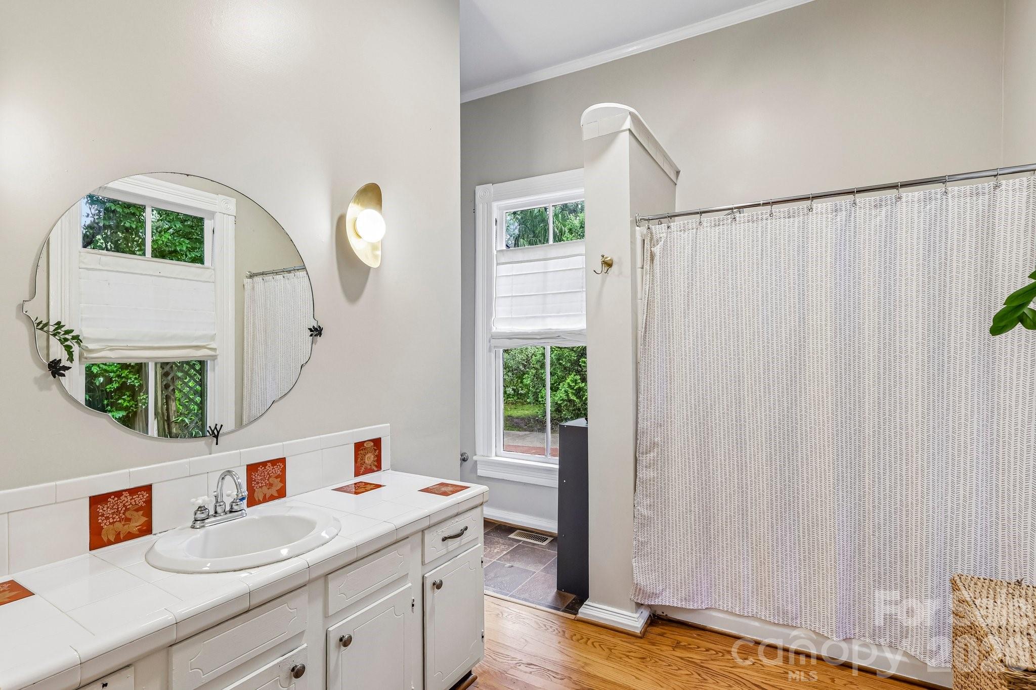 29 Tribune Avenue Property Photo 18