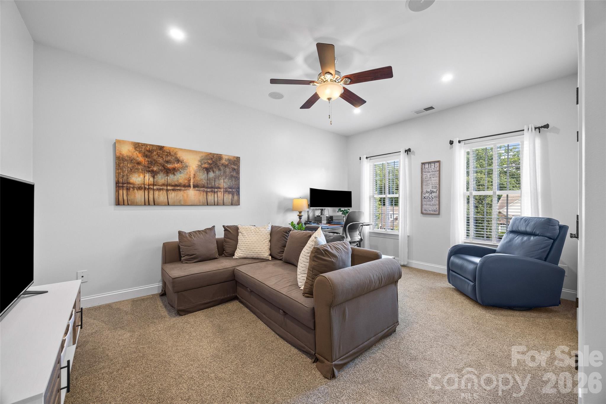 233 Squirrel Lane Property Photo 24