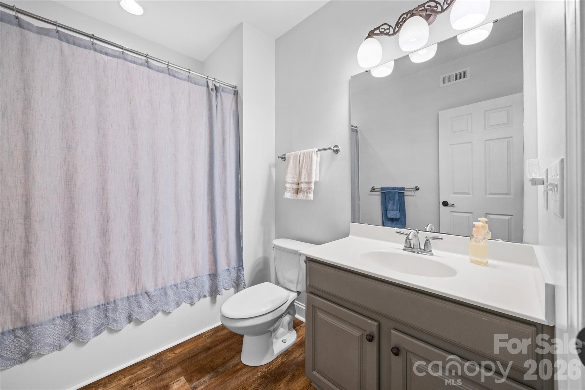 233 Squirrel Lane Property Photo 33