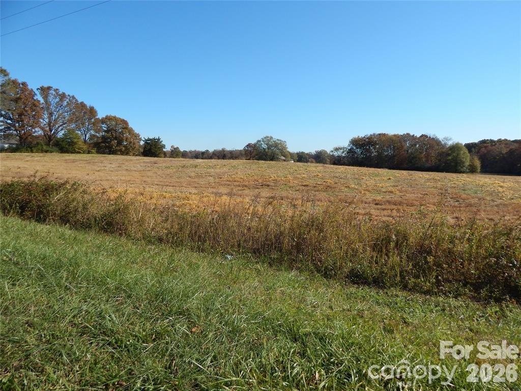 00 Carriker Road Property Photo 6
