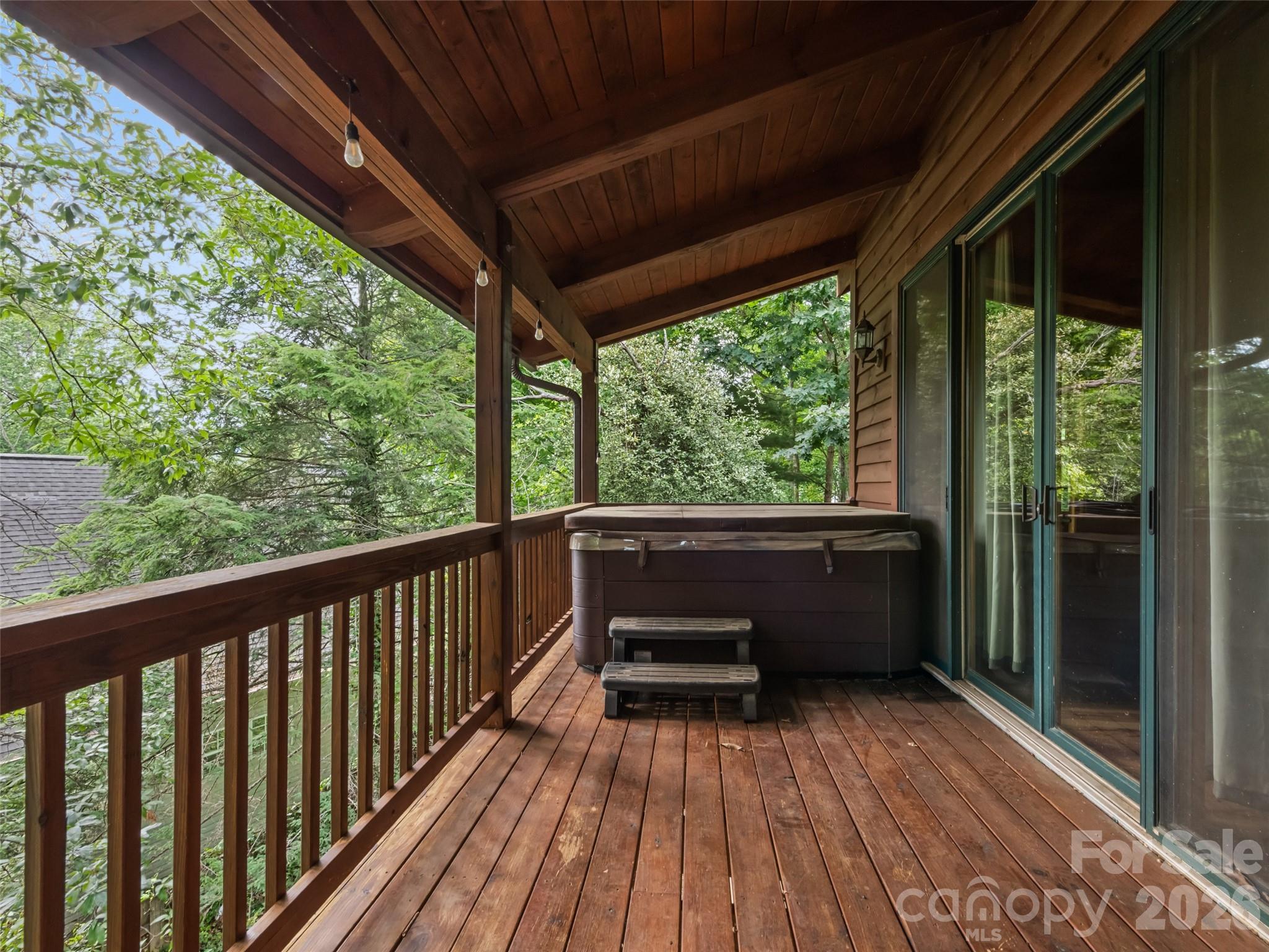 20 Sarah Court Property Photo 14