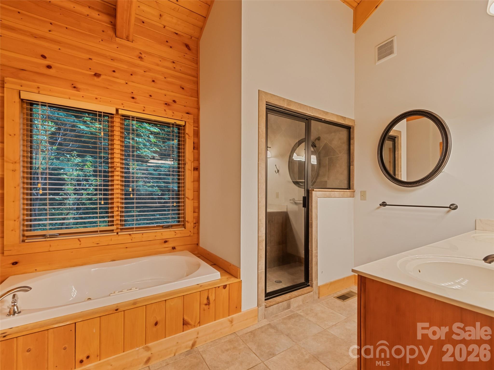 20 Sarah Court Property Photo 29