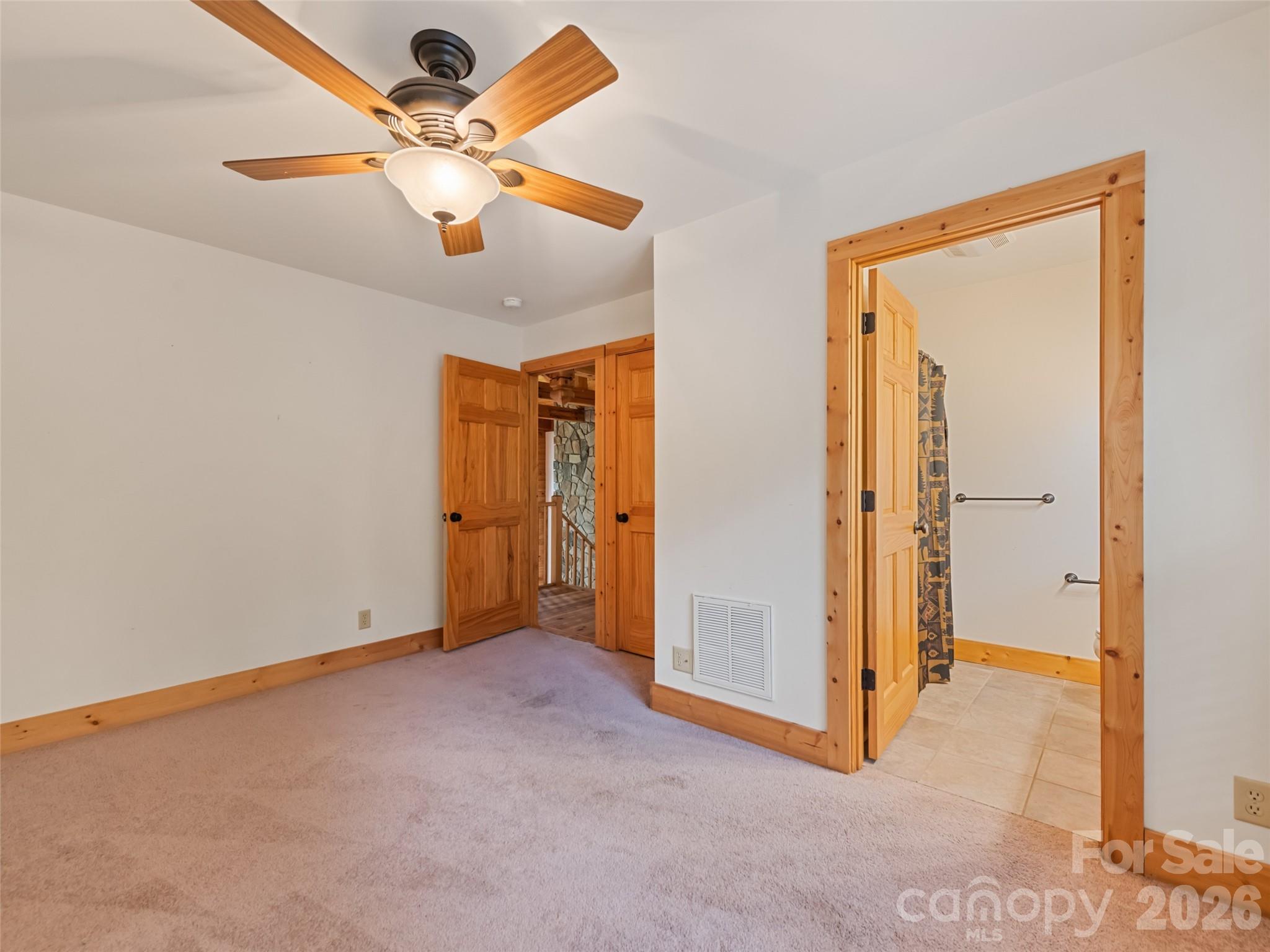 20 Sarah Court Property Photo 35