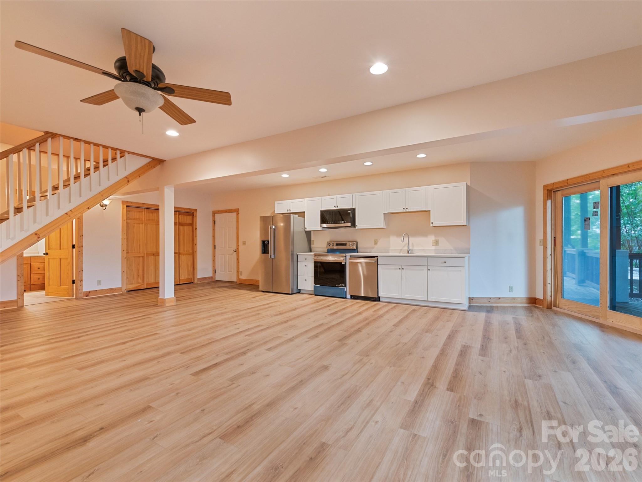 20 Sarah Court Property Photo 43