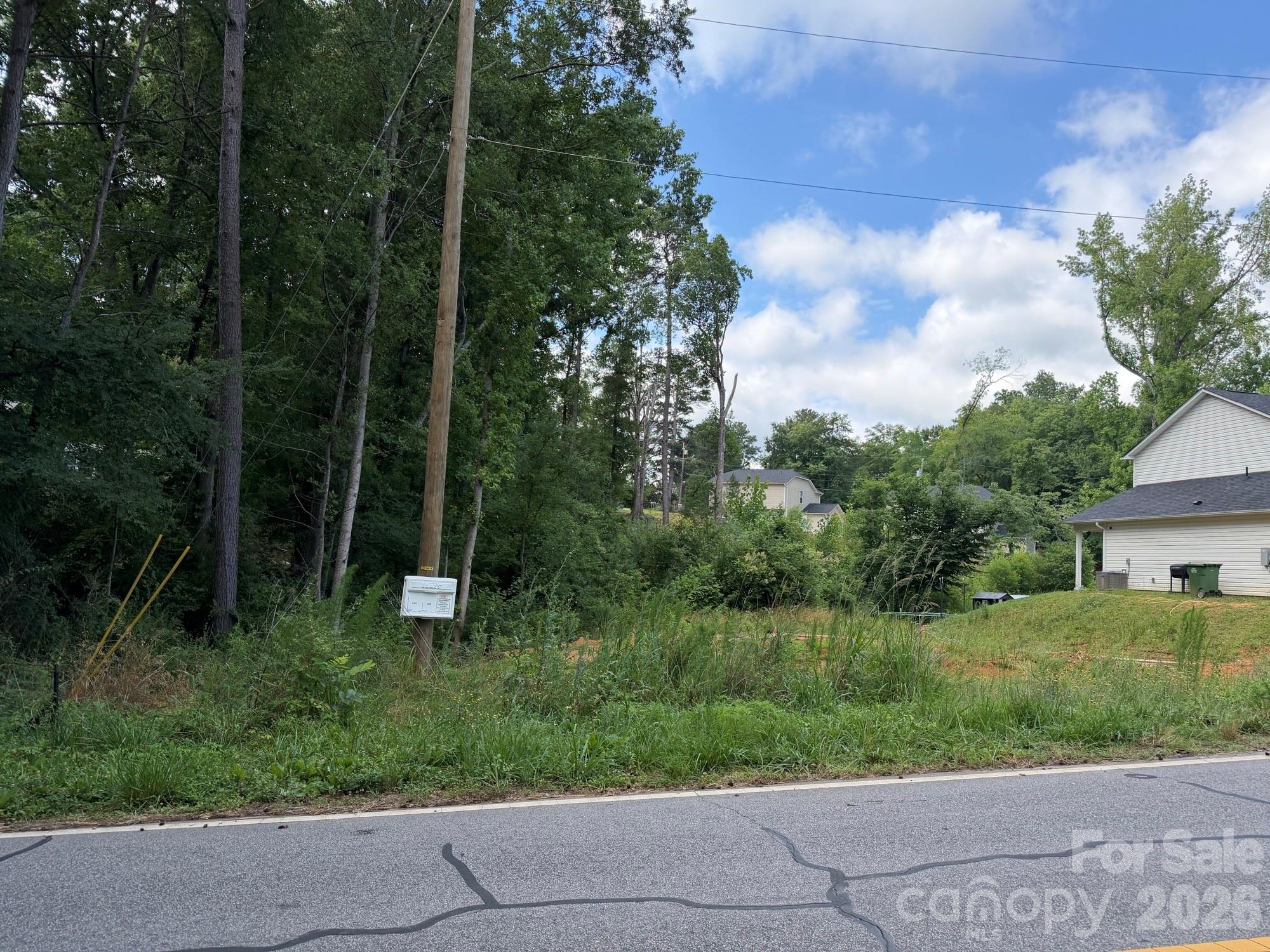 1678 Old Lynwood Circle G Property Photo 3