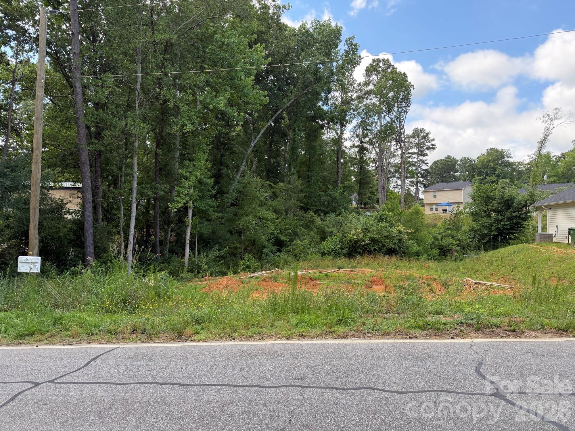 1678 Old Lynwood Circle G Property Photo 5