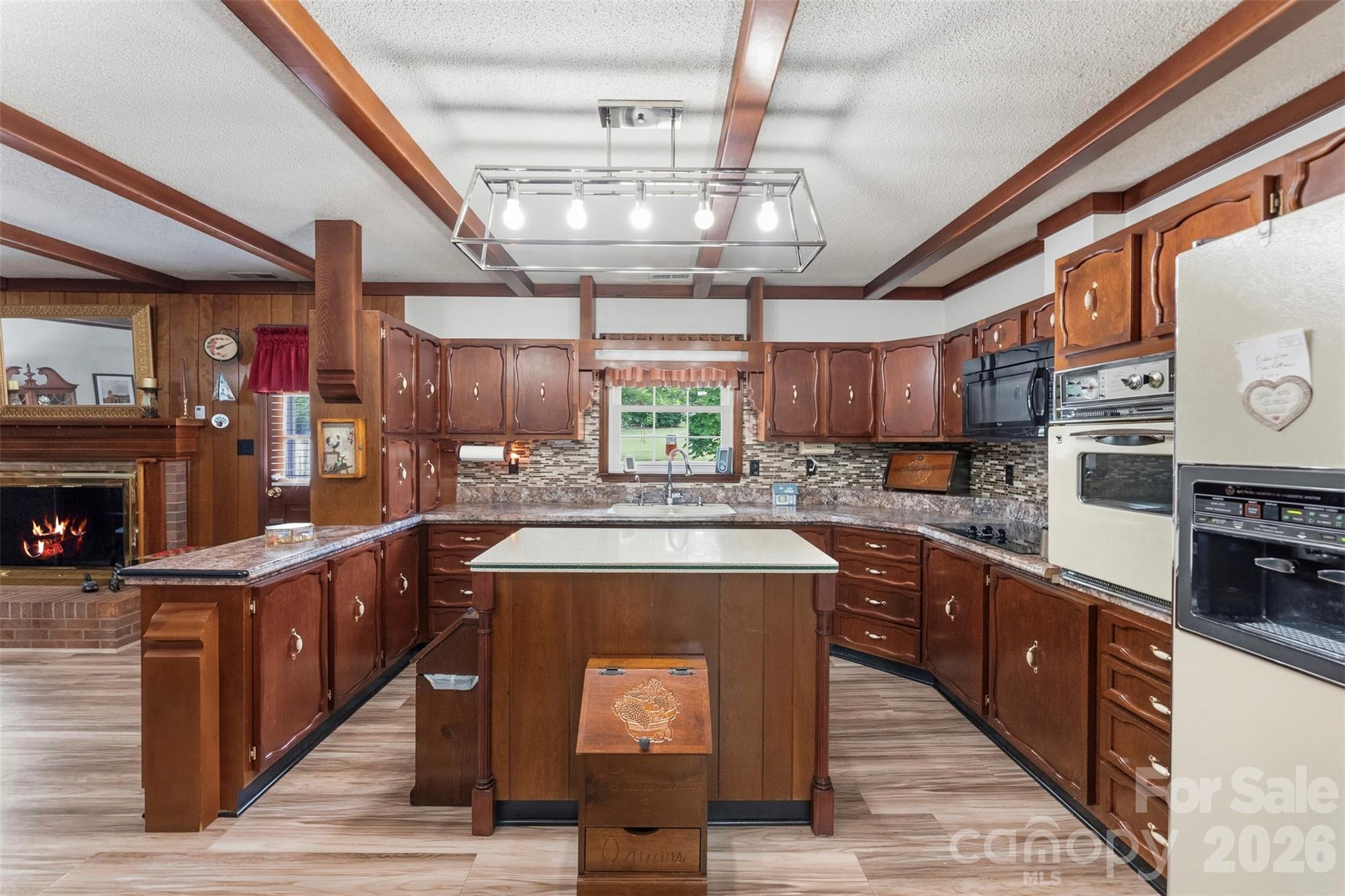 462 Patrick Road Property Photo 9