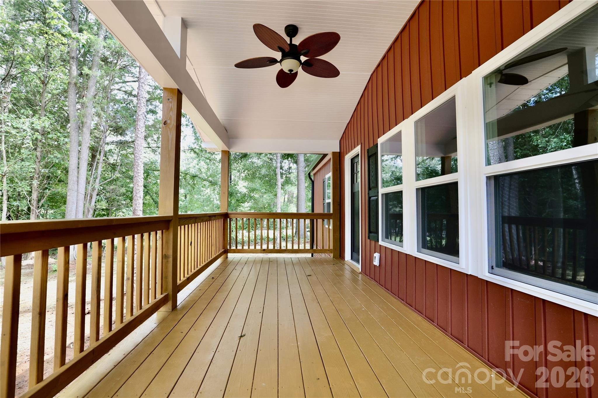 9401 Seymour Lane Property Photo 8
