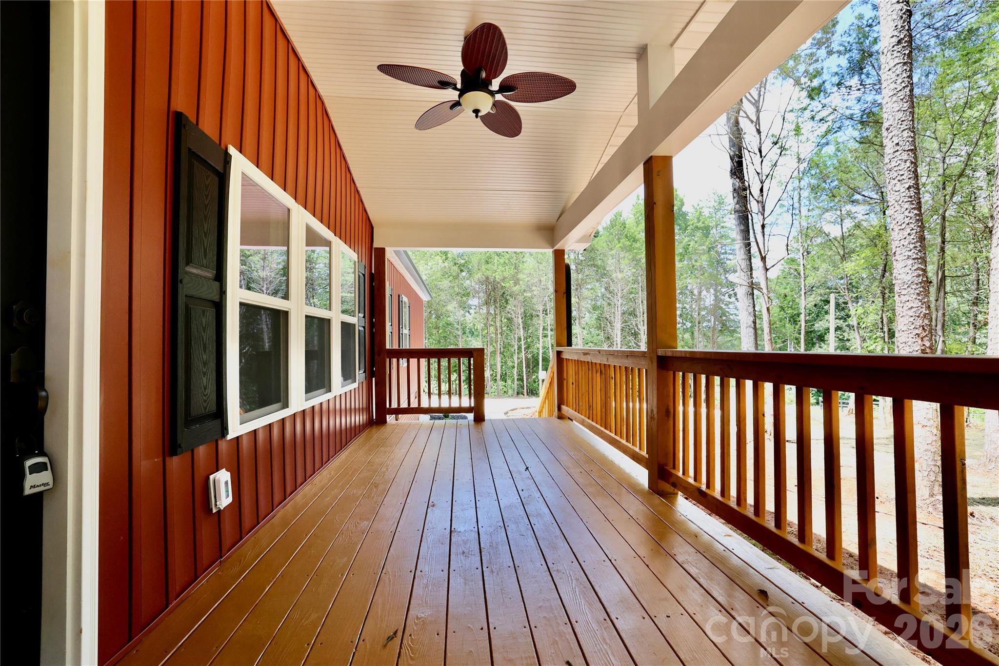 9401 Seymour Lane Property Photo 9