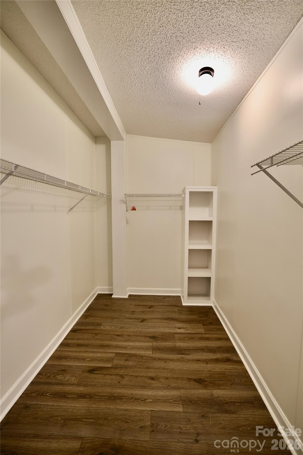 9401 Seymour Lane Property Photo 19