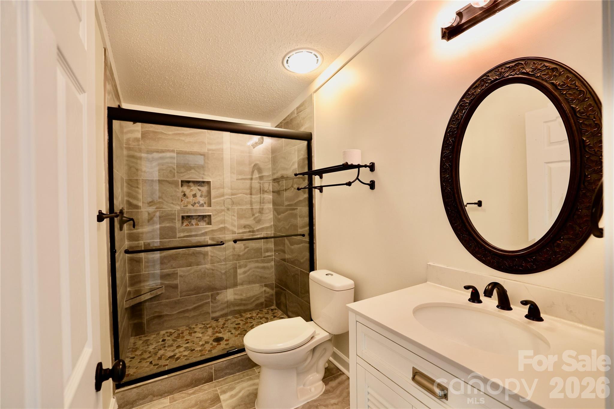 9401 Seymour Lane Property Photo 26