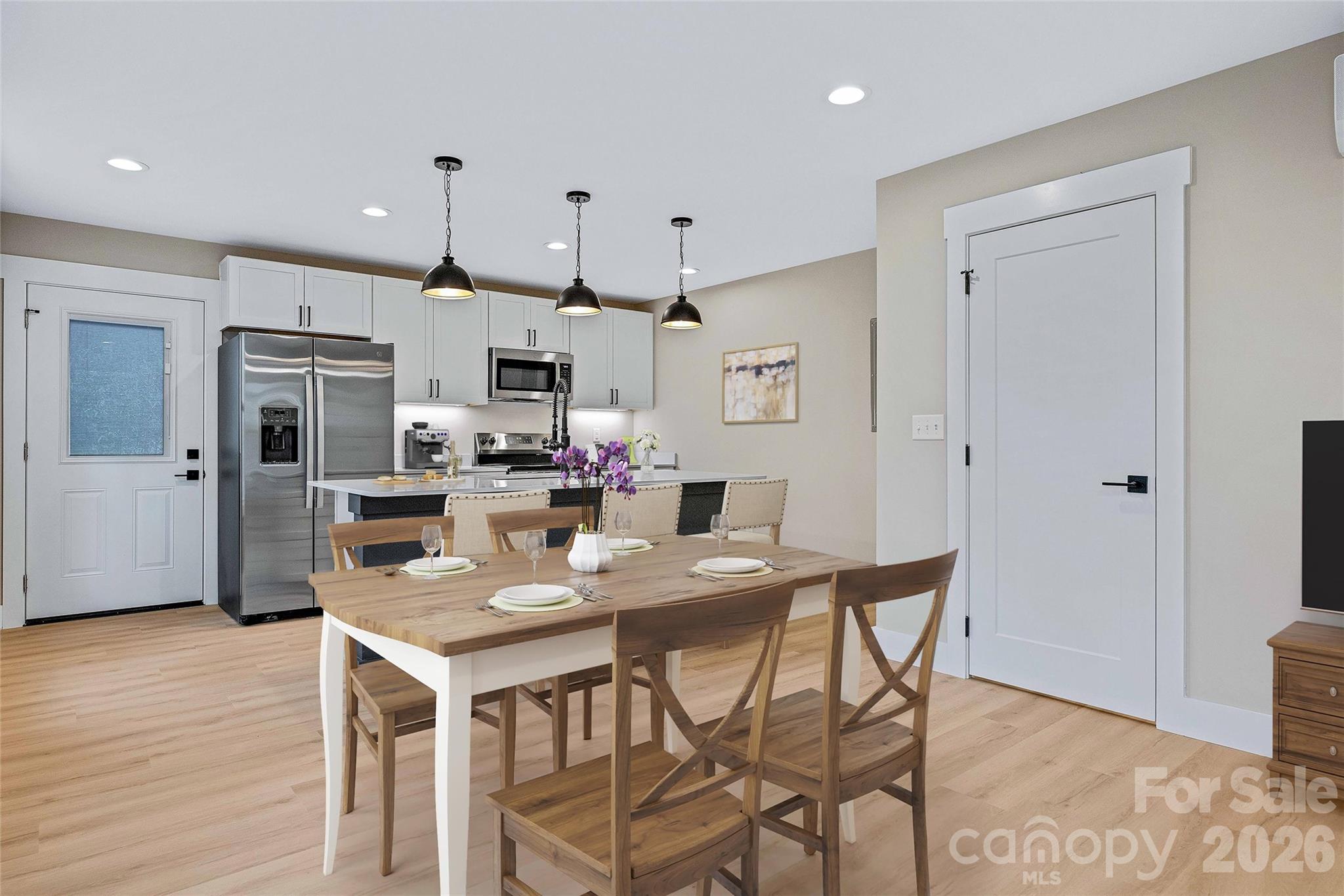 11 Baldwin Street Property Photo 14
