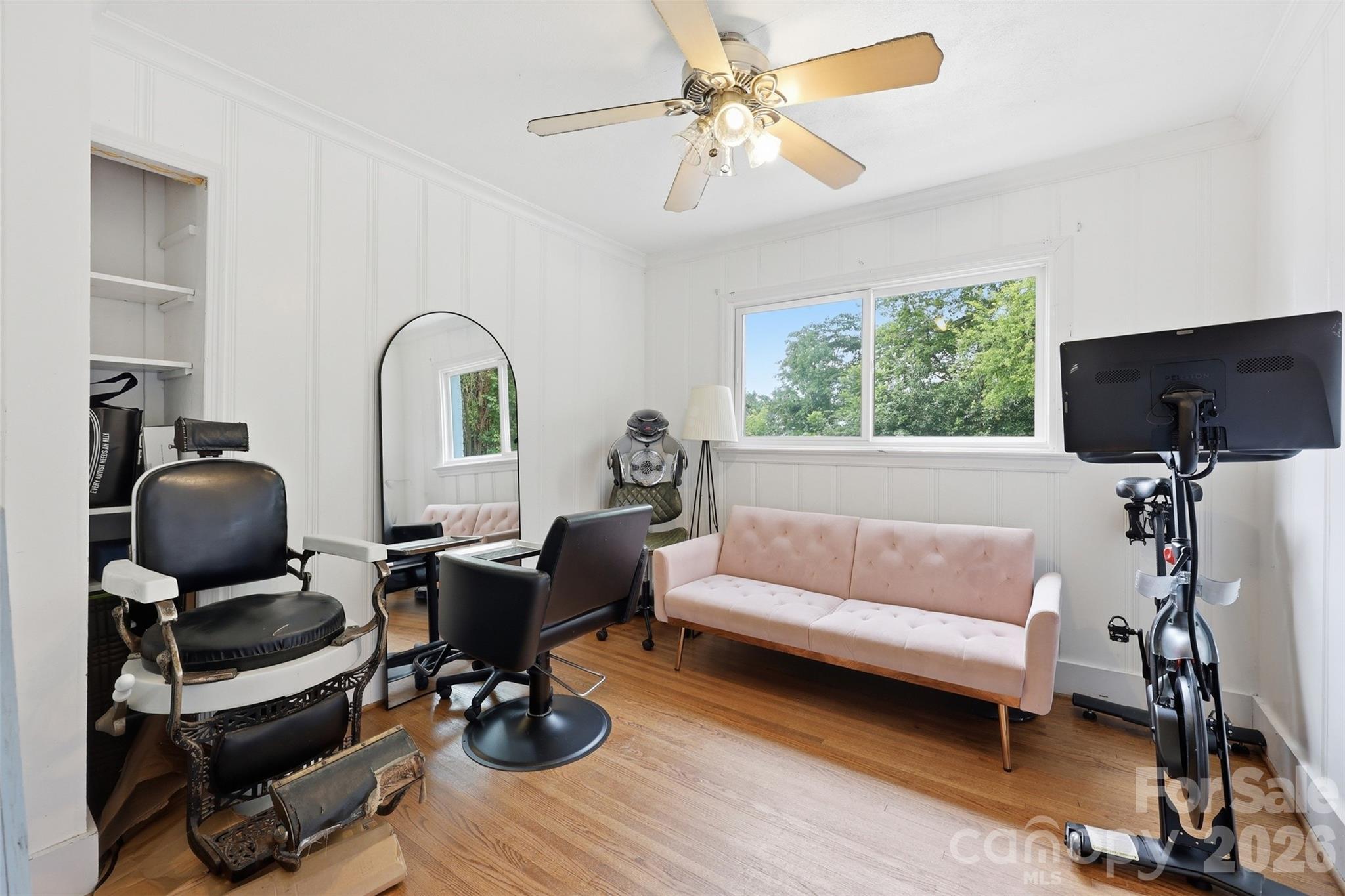 2736 Palm Avenue Property Photo 16