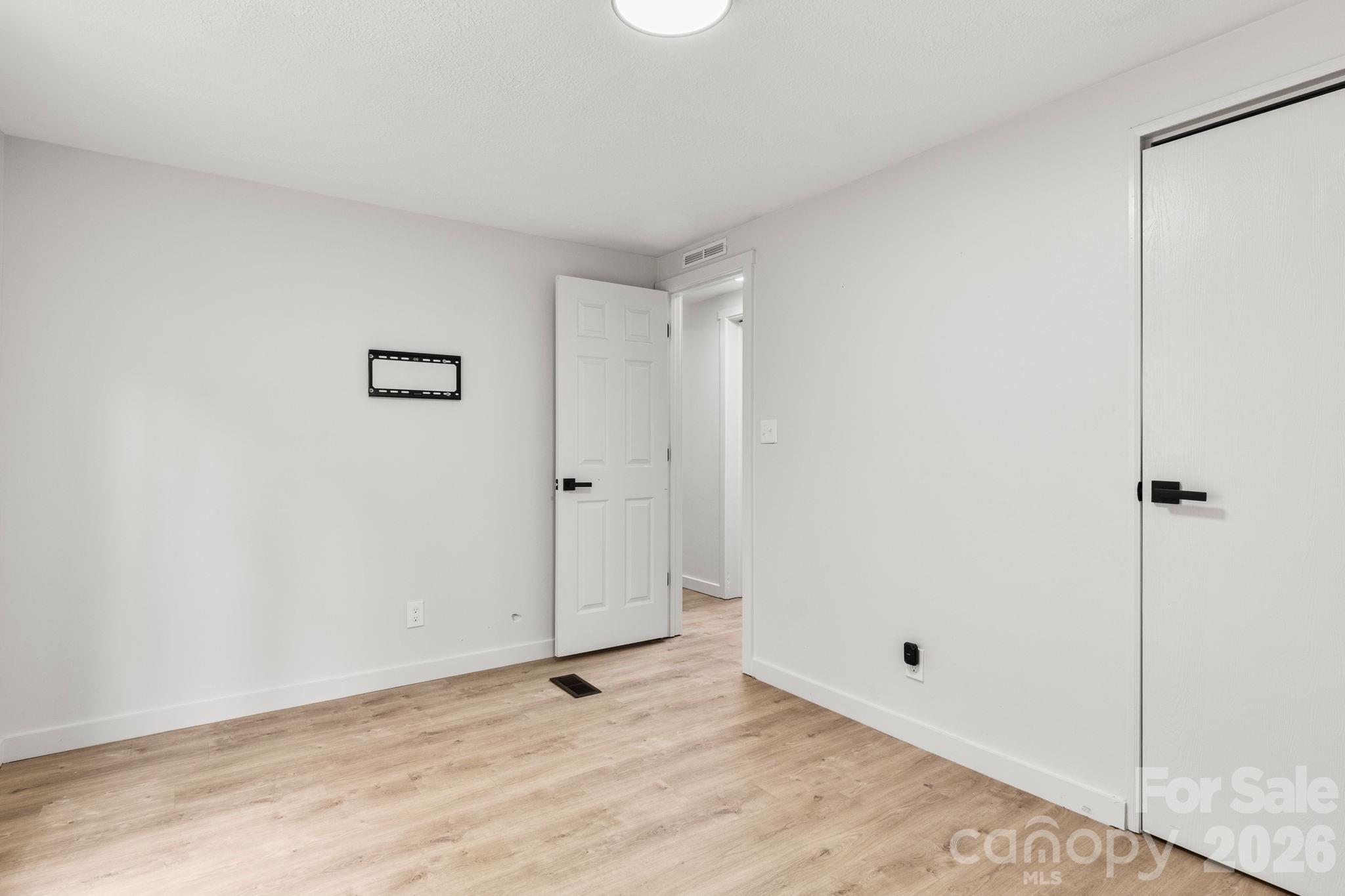 824 Joseph Antoon Circle Property Photo 26