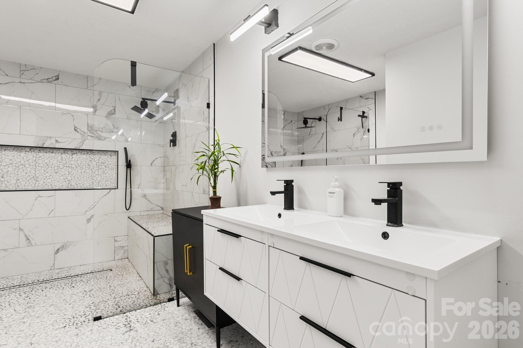 824 Joseph Antoon Circle Property Photo 28