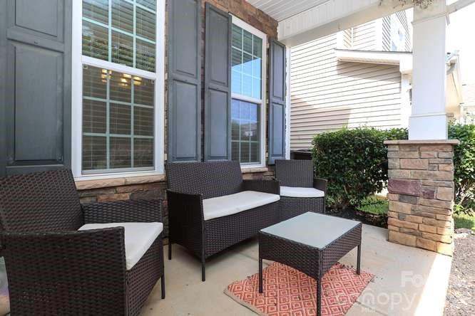 9748 Elgin Moor Road Property Photo 4