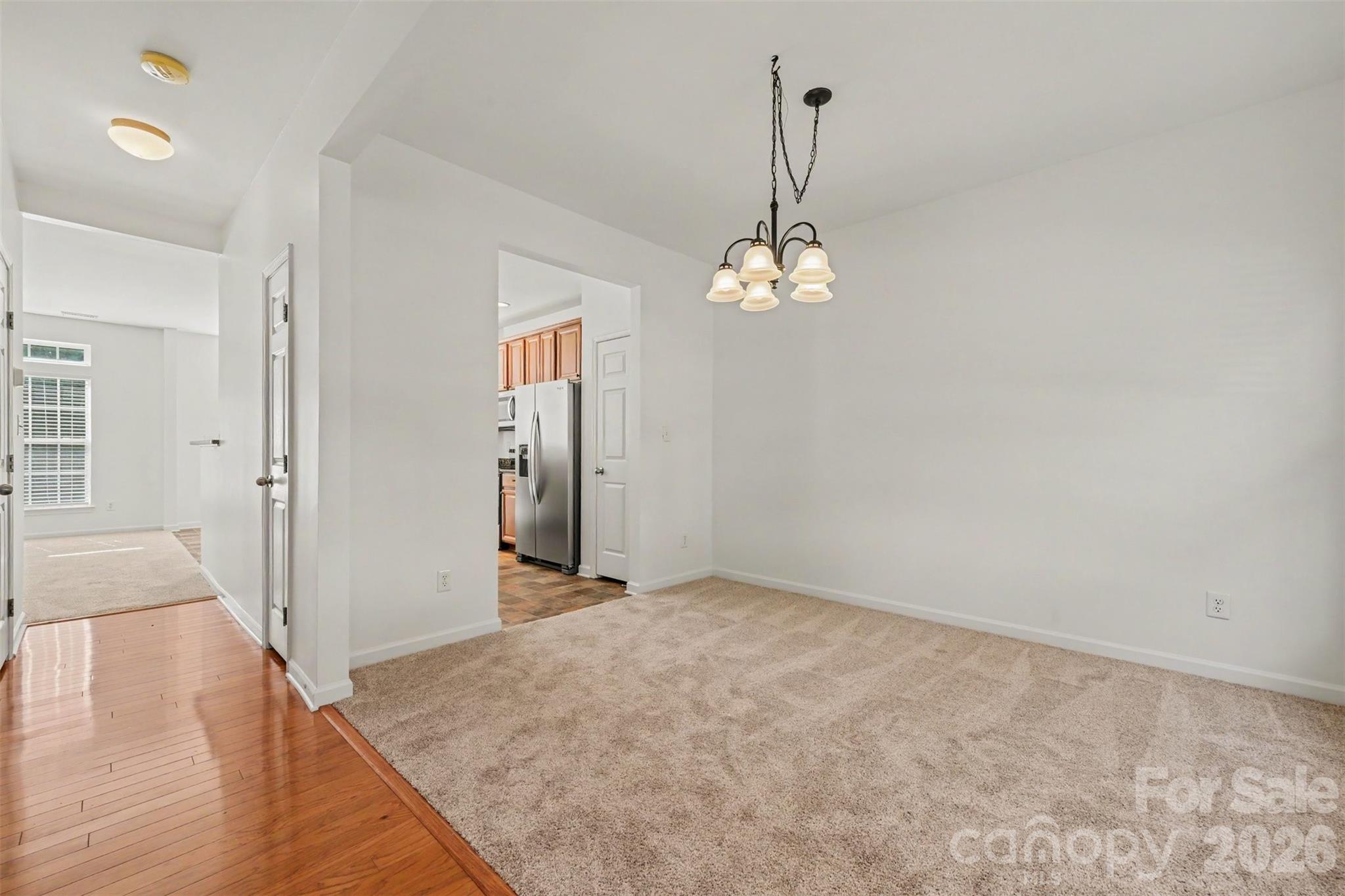 107 S Arcadian Way Property Photo 8