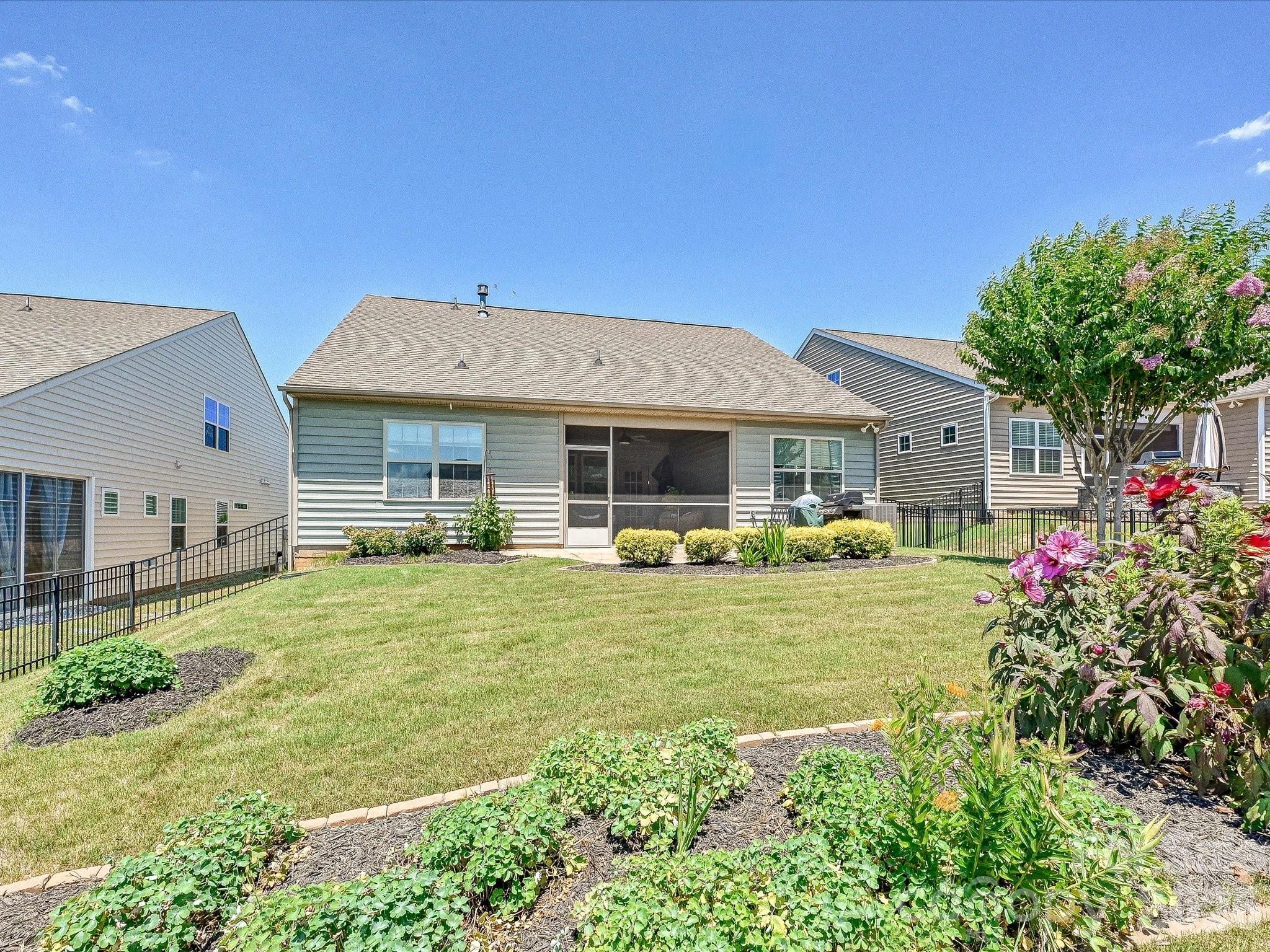 1726 Tailed Hawk Way Property Photo 25