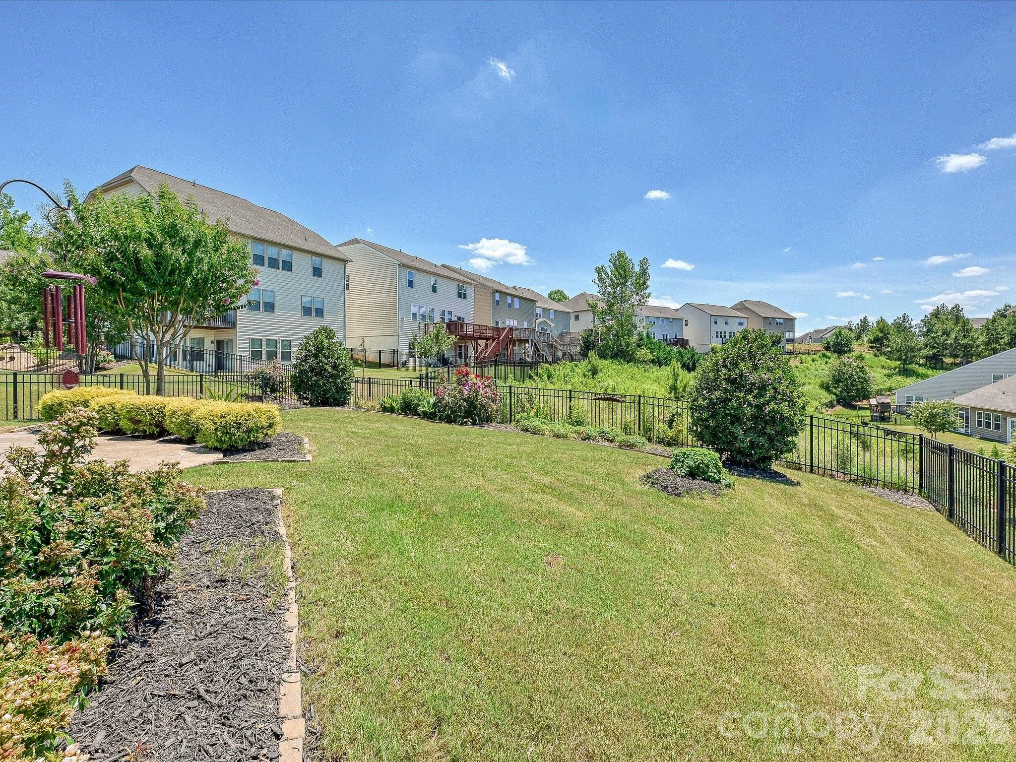 1726 Tailed Hawk Way Property Photo 26