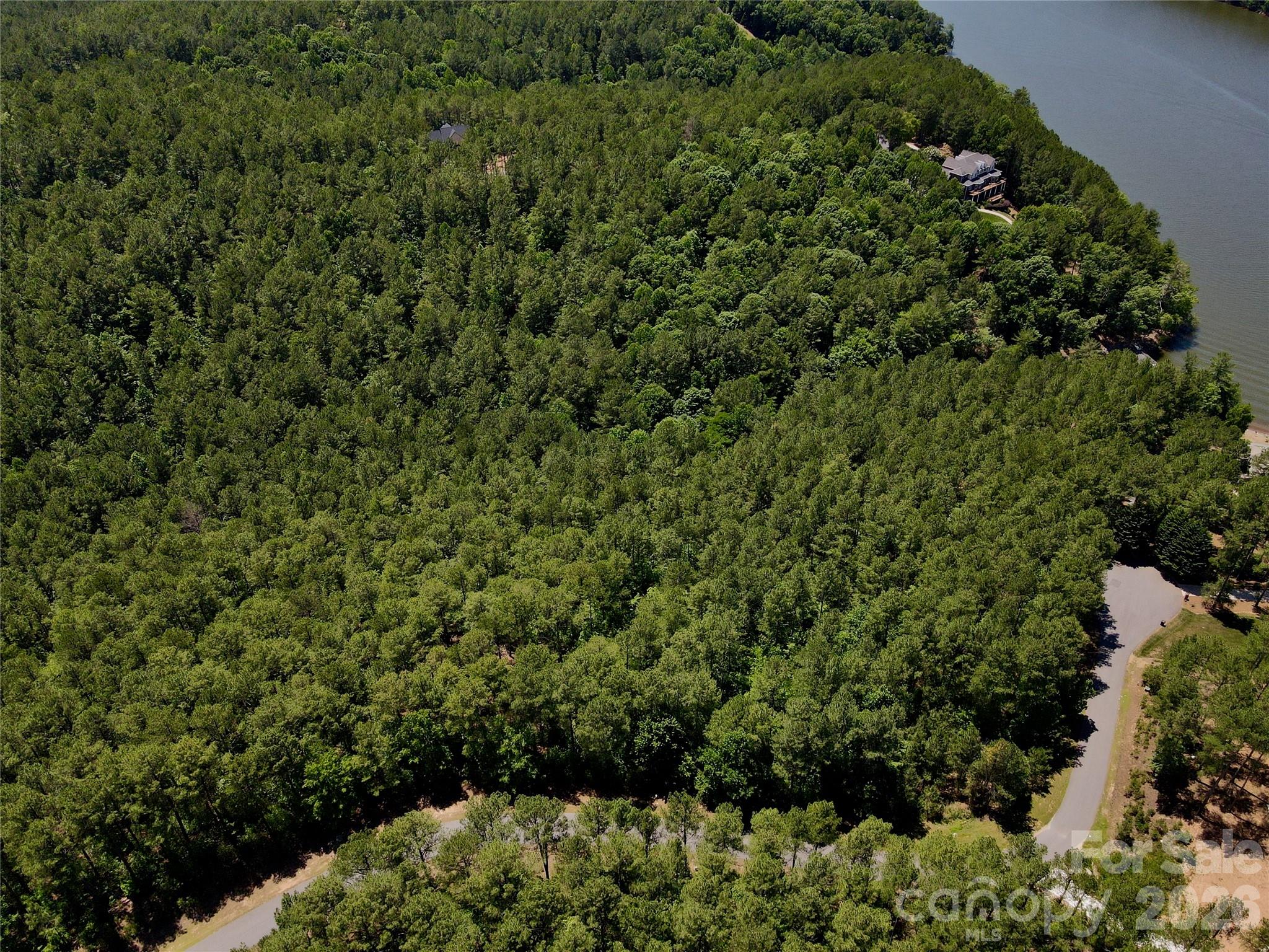 1175 Hidden Cove Lane Property Photo 5