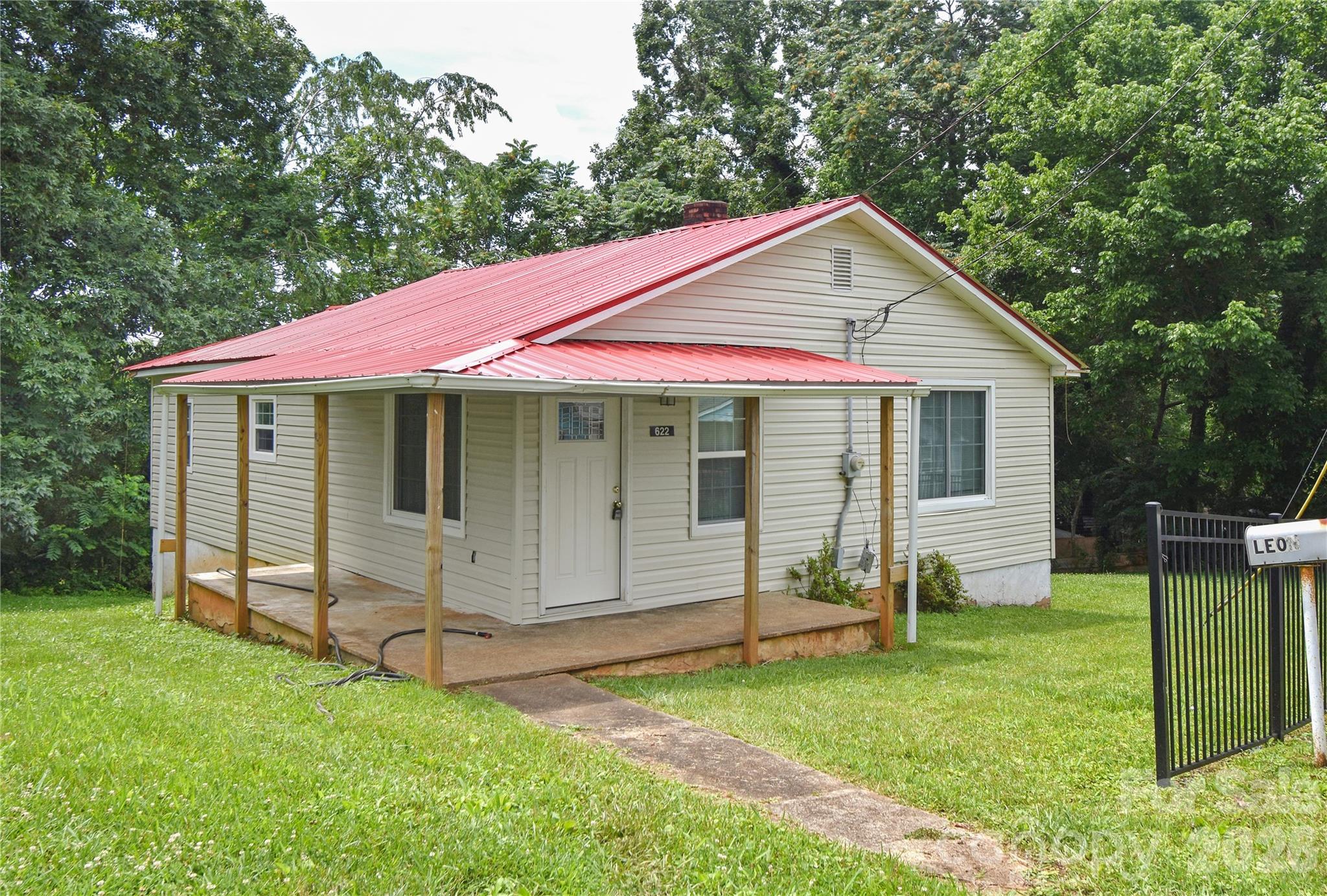 622 Green Street Loop Property Photo 1