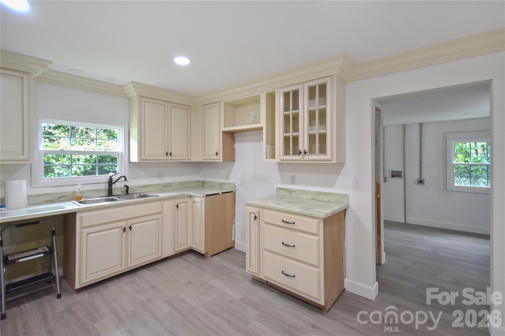 622 Green Street Loop Property Photo 4