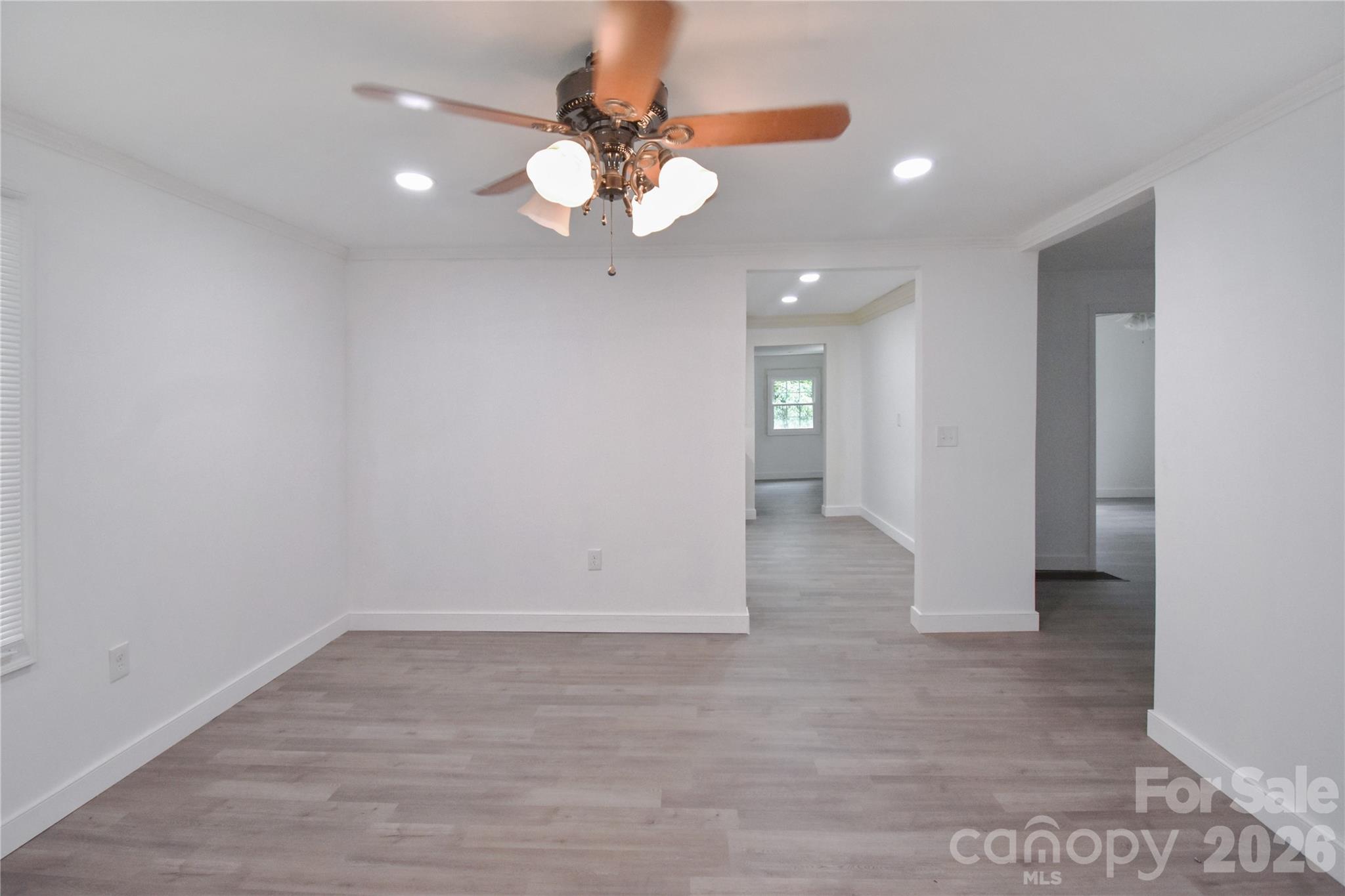 622 Green Street Loop Property Photo 6