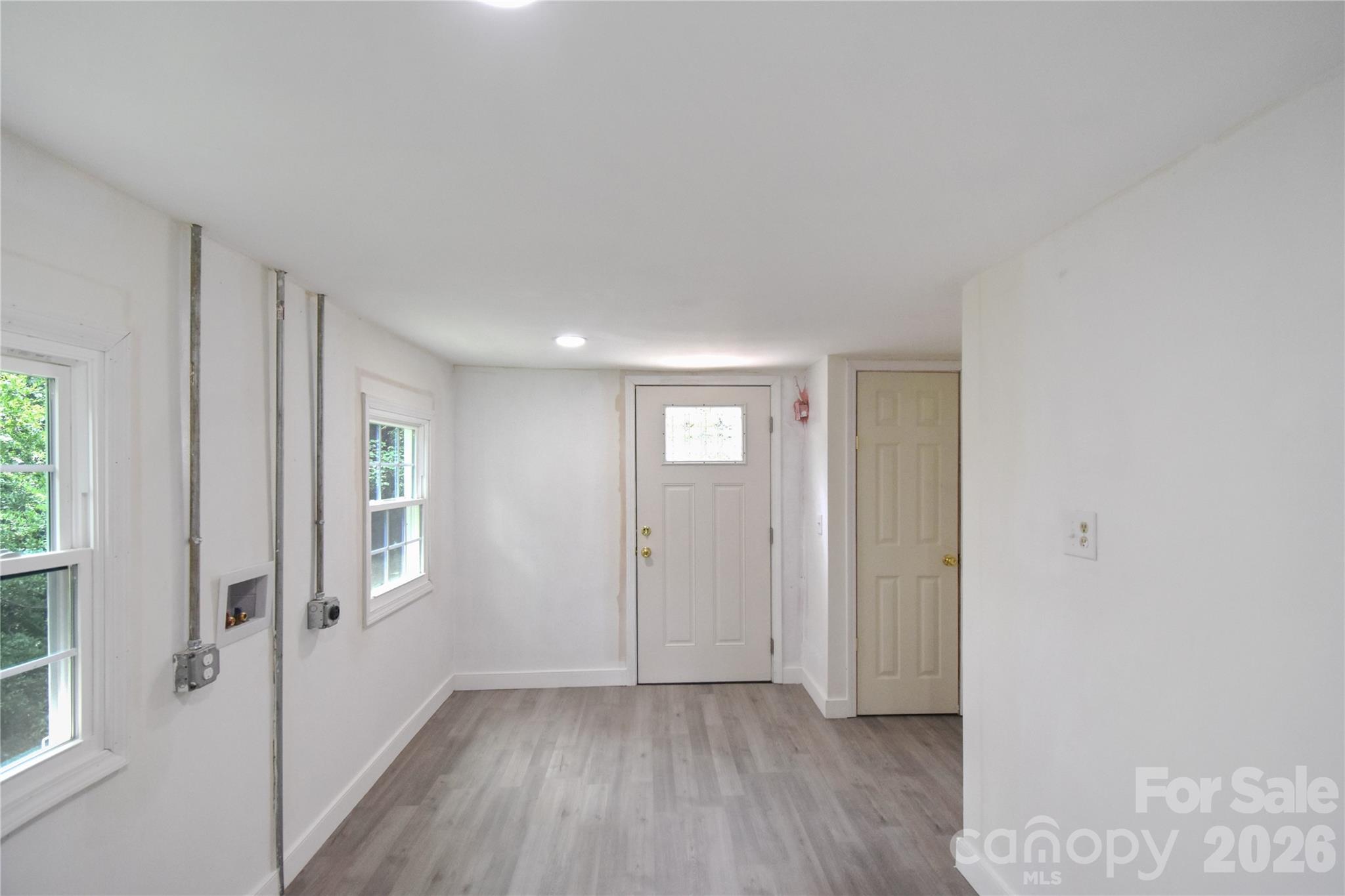 622 Green Street Loop Property Photo 9