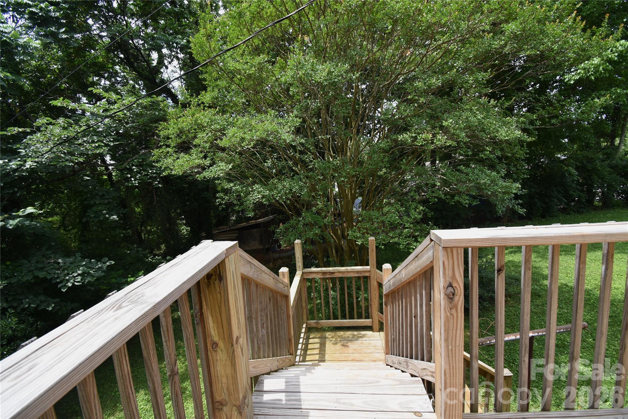 622 Green Street Loop Property Photo 15