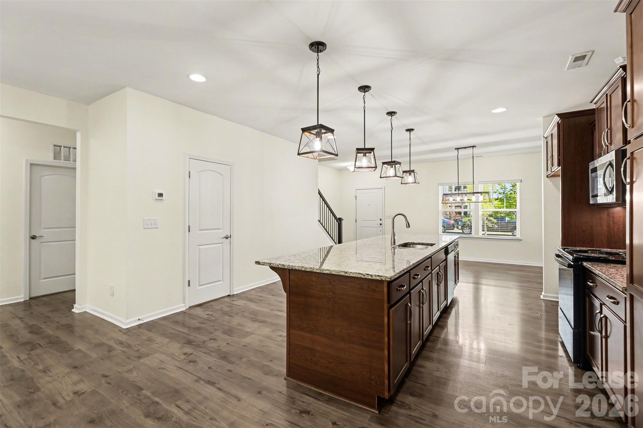 3024 Pinehills Way Property Photo 10