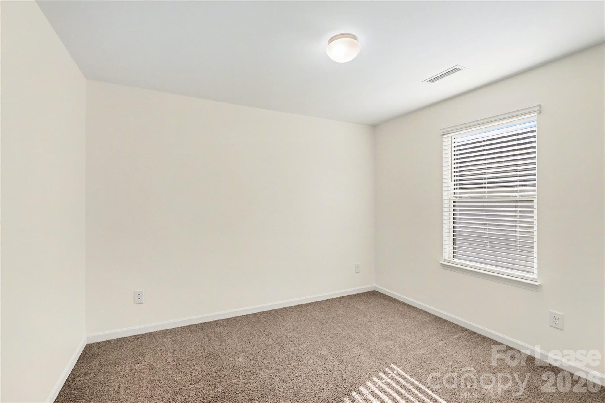 3024 Pinehills Way Property Photo 12