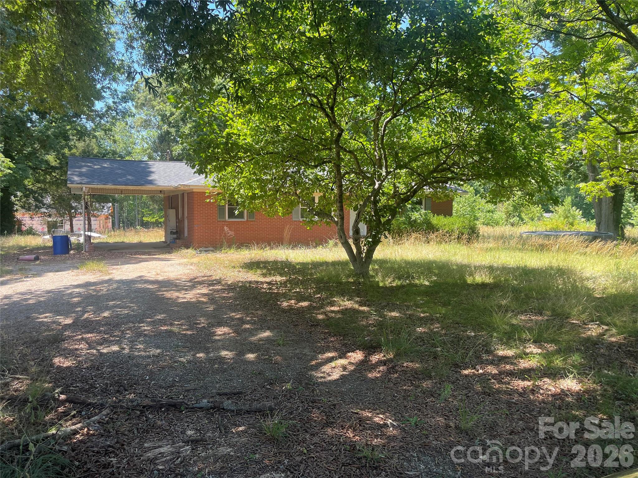 1143 Tyre Drive Property Photo 1