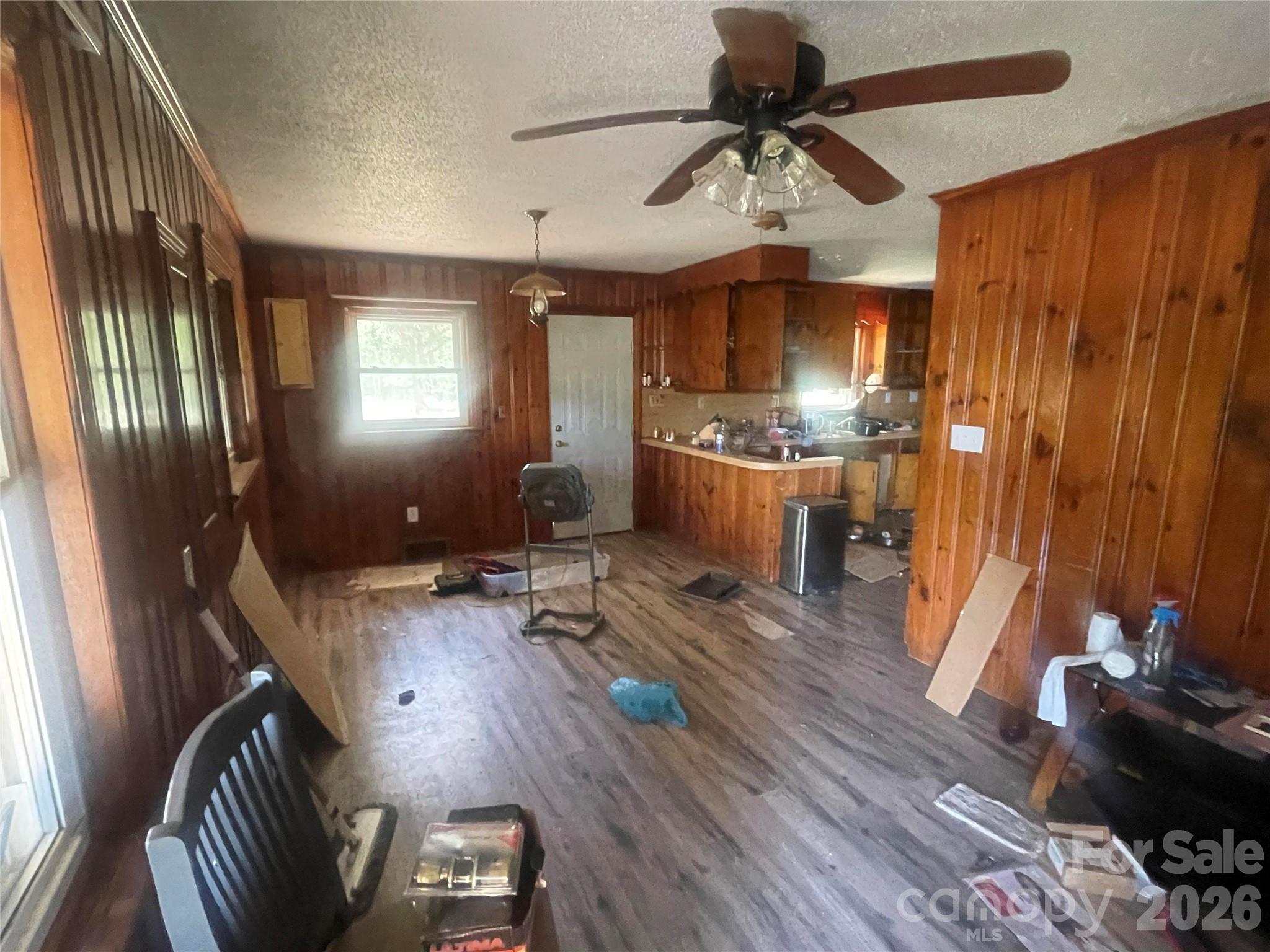 1143 Tyre Drive Property Photo 5