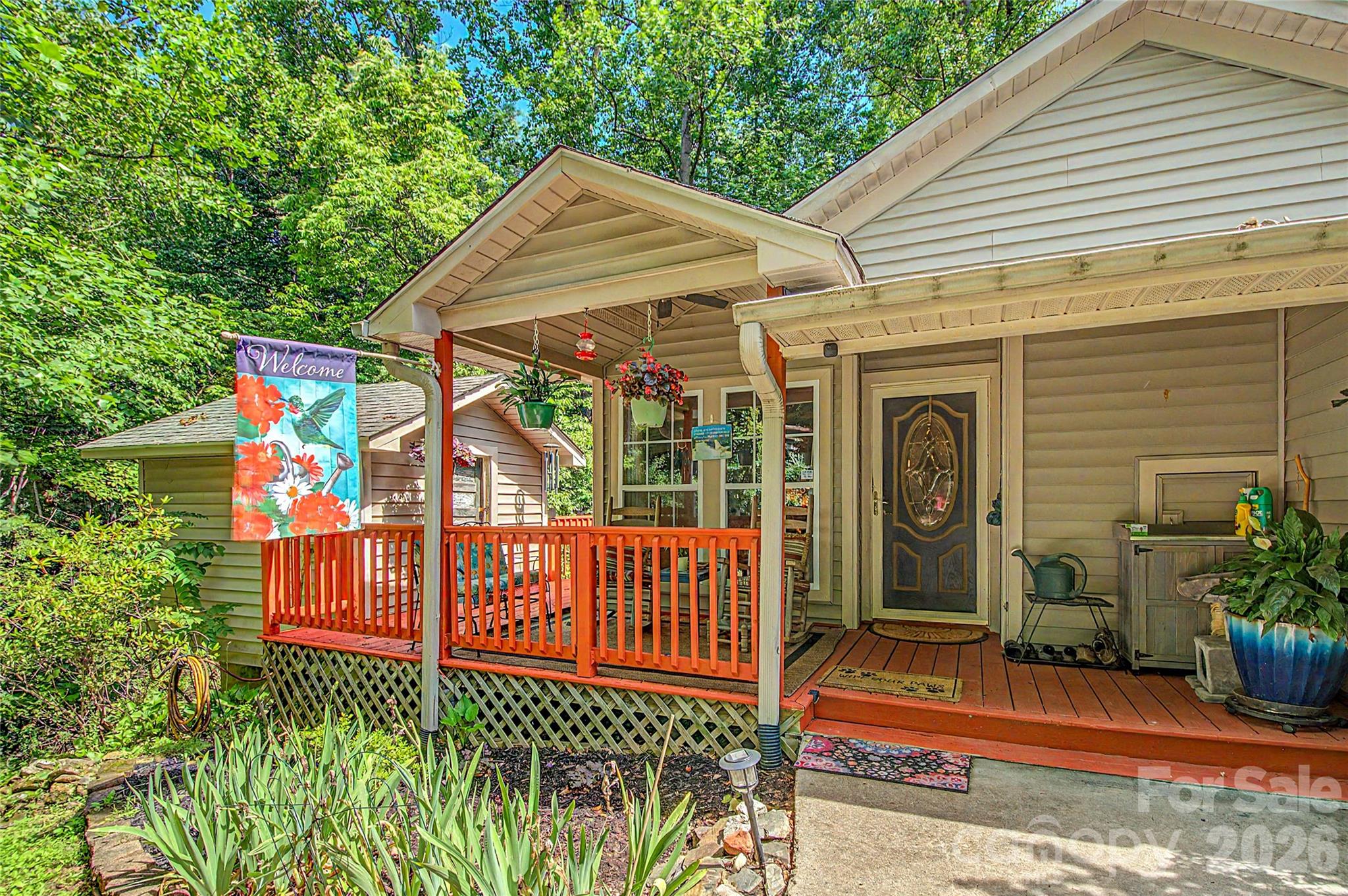 76 Winsome Trail Property Photo 4