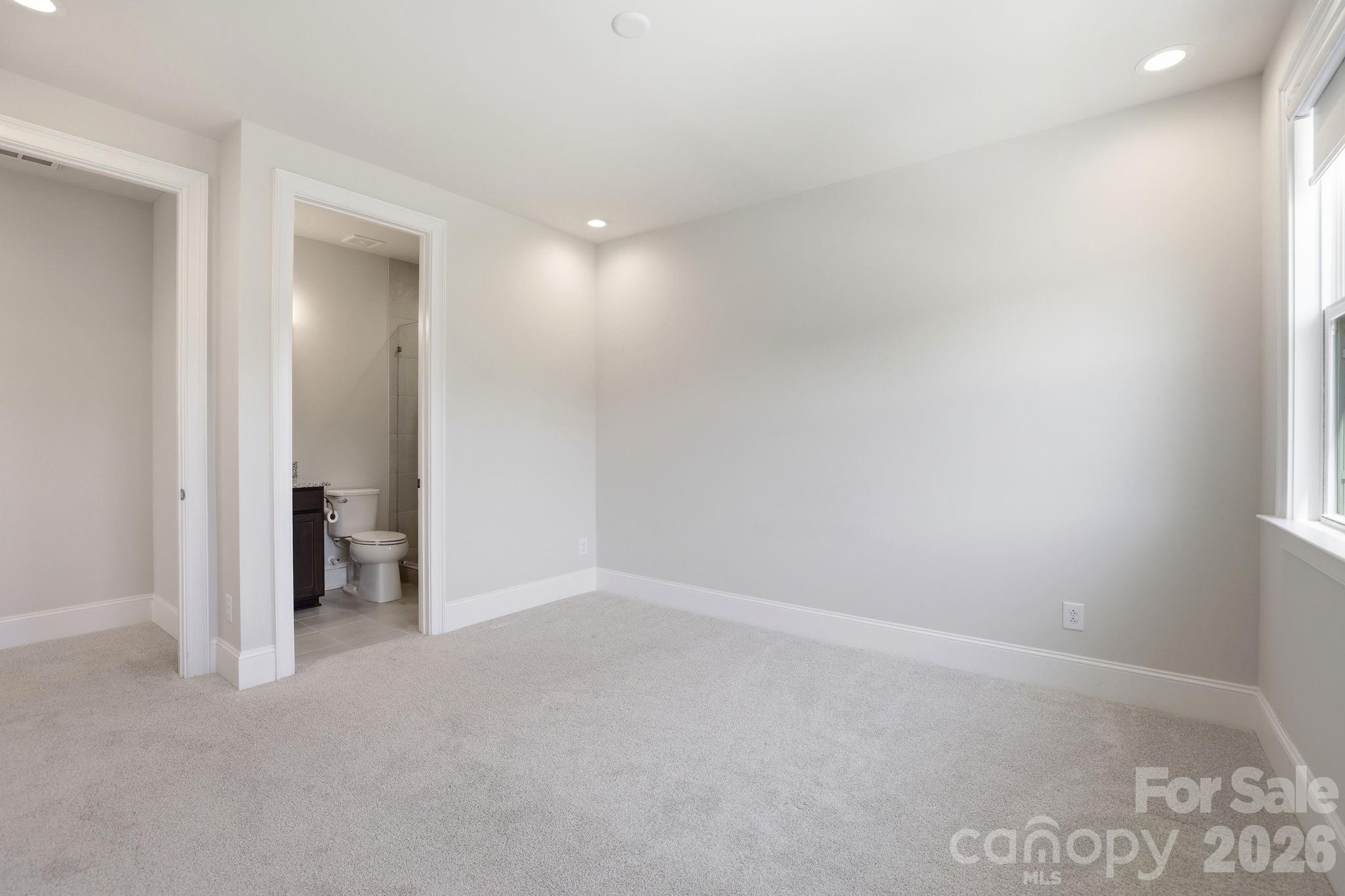 128 Ellison Way Property Photo 34