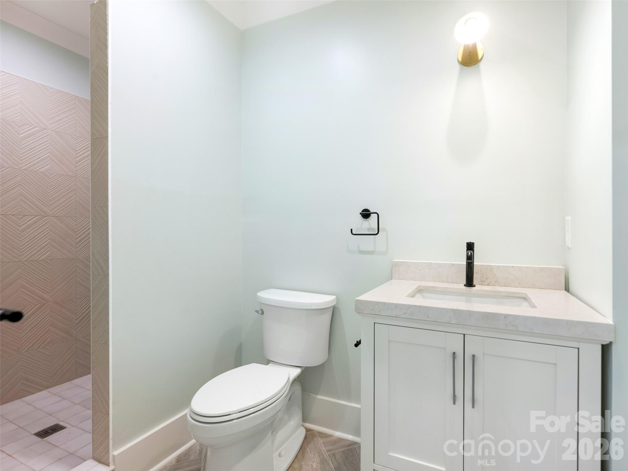 6740 Newhall Road Property Photo 43