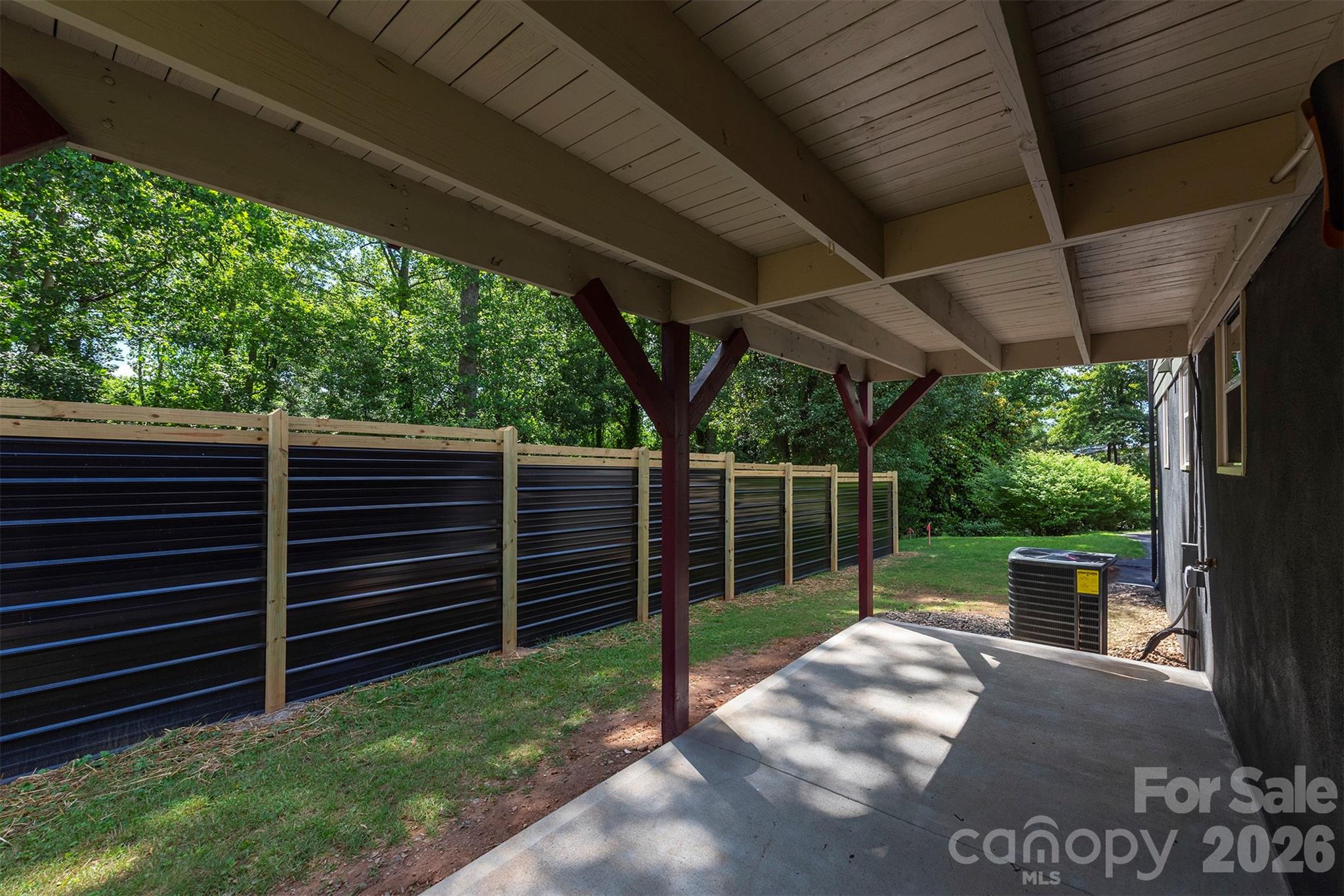 32 Harnett Street Property Photo 40