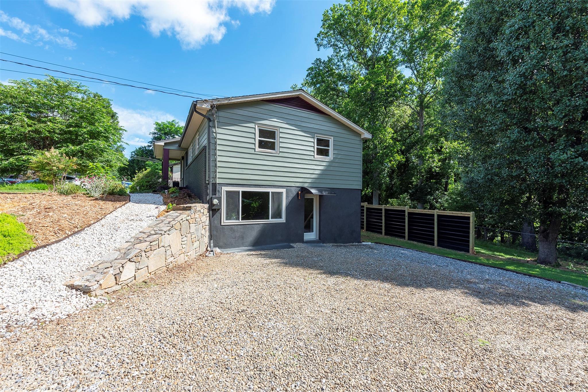 32 Harnett Street Property Photo 46