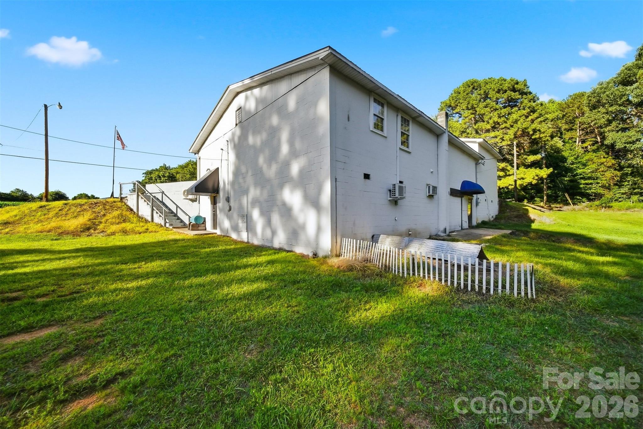 7799 W Nc 10 Highway Property Photo 3