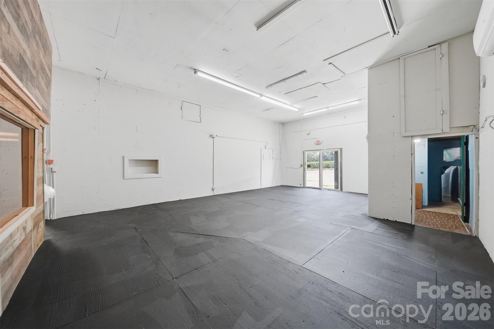 7799 W Nc 10 Highway Property Photo 6