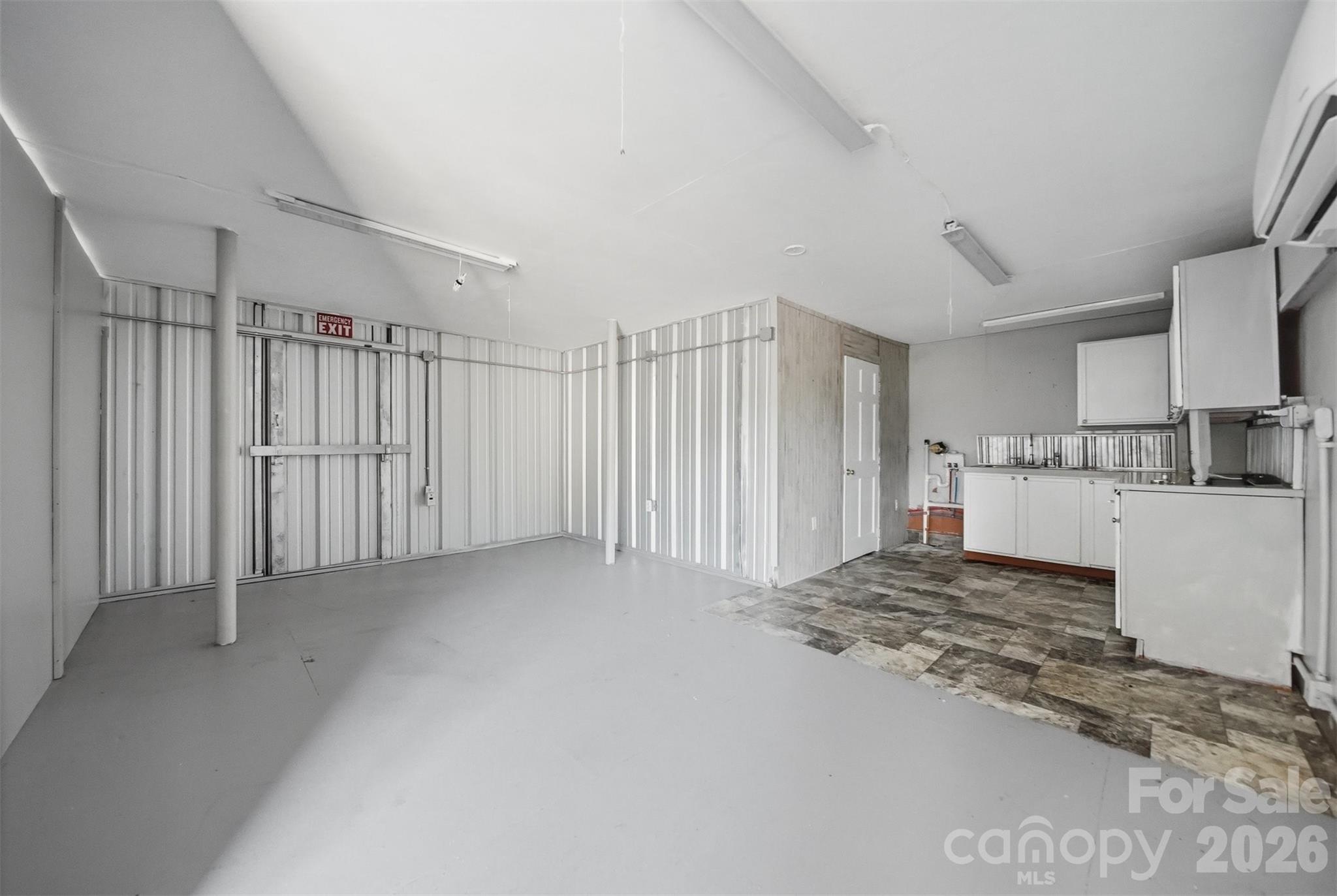 7799 W Nc 10 Highway Property Photo 8