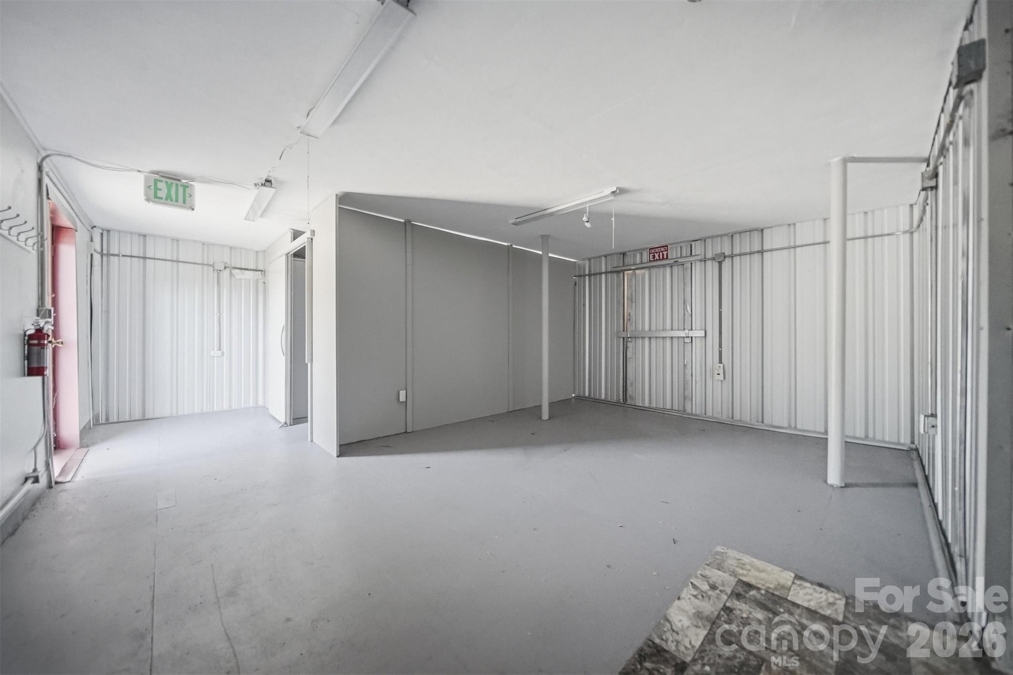 7799 W Nc 10 Highway Property Photo 9